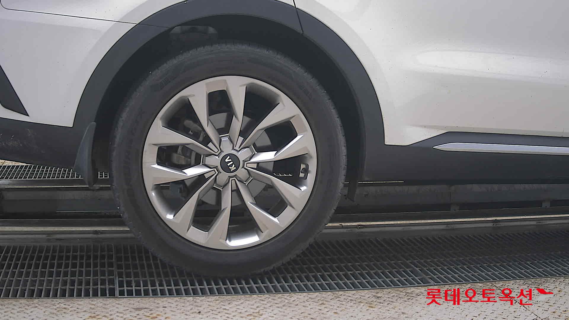 2021 - kia sorento