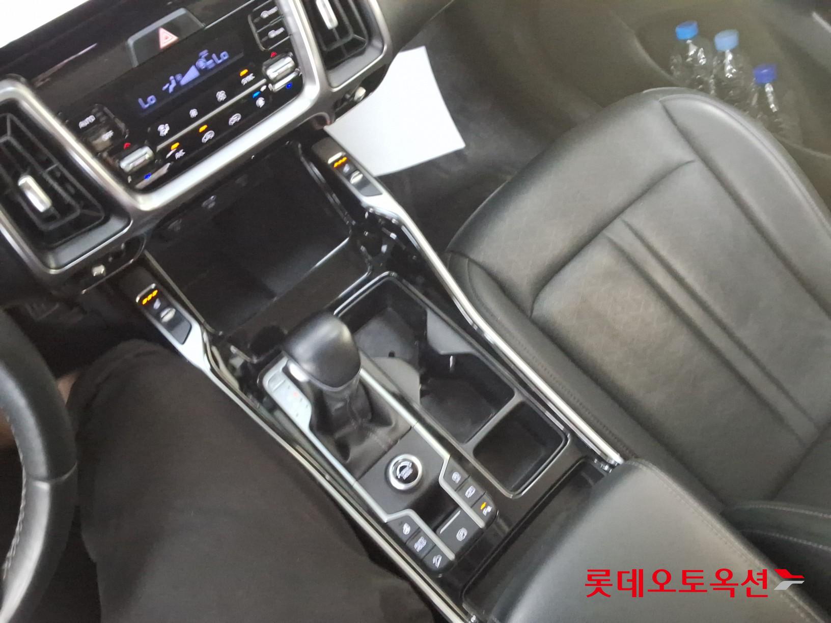 2021 - kia sorento