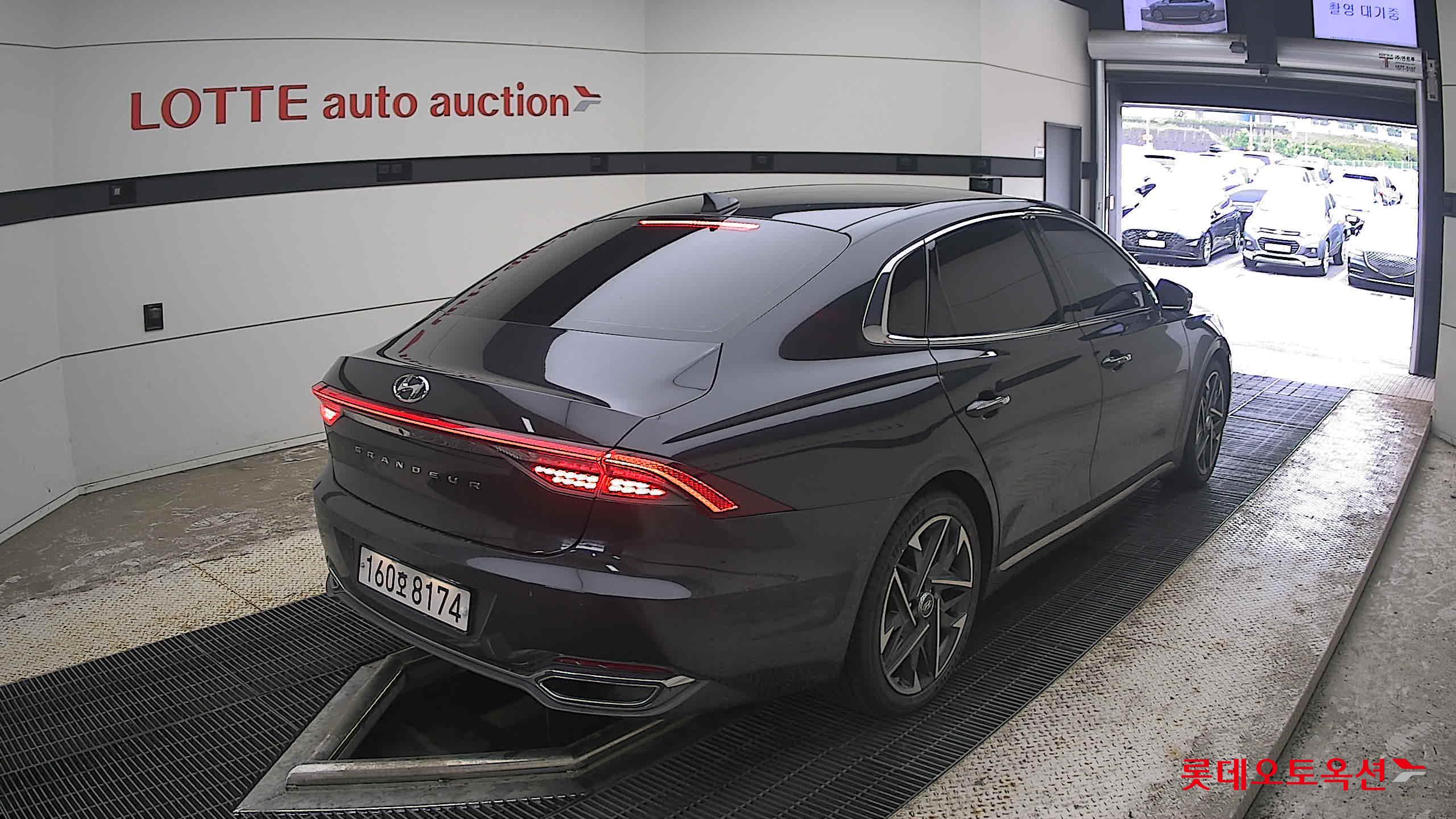 2022 - hyundai grandeur