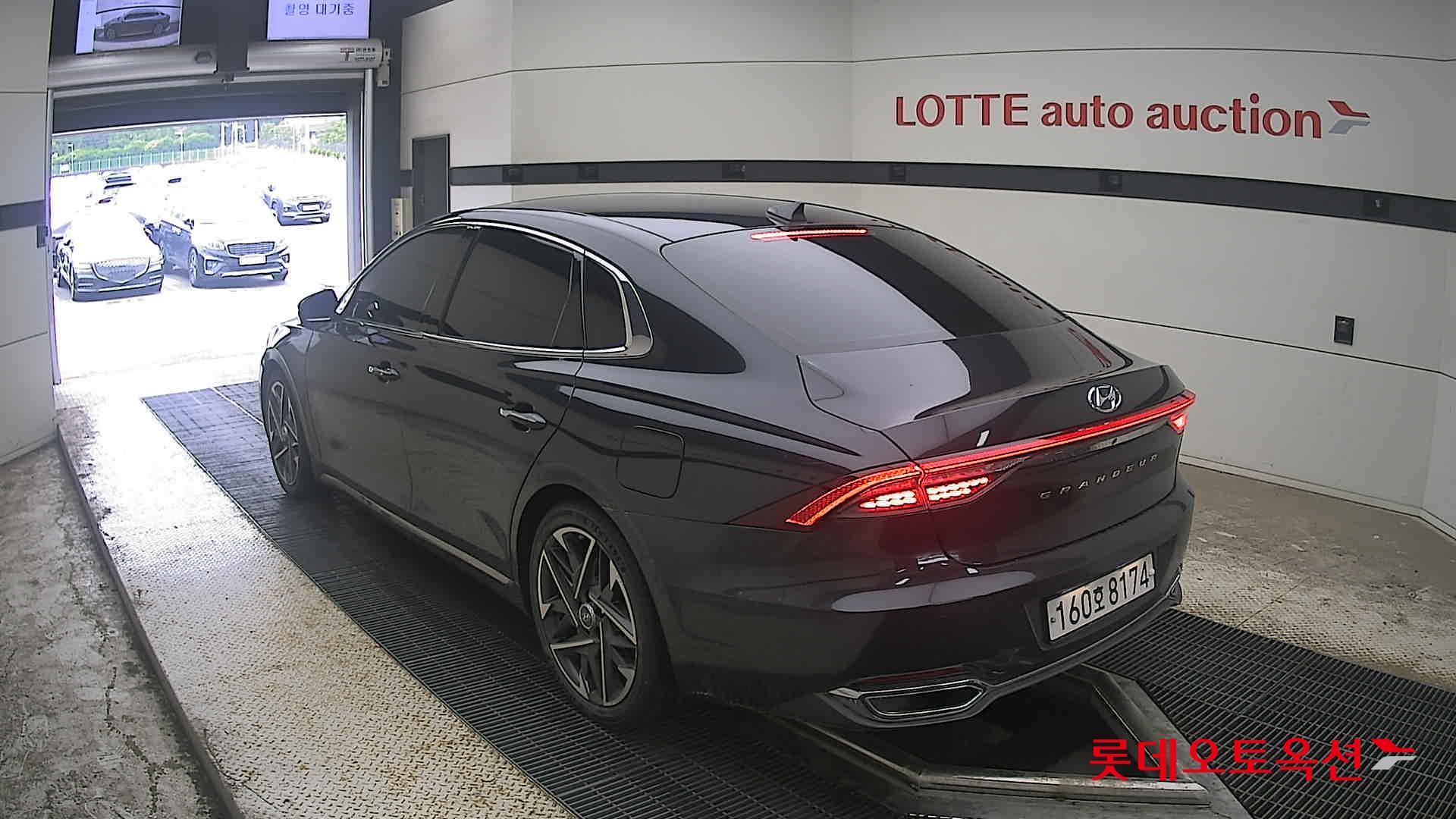 2022 - hyundai grandeur