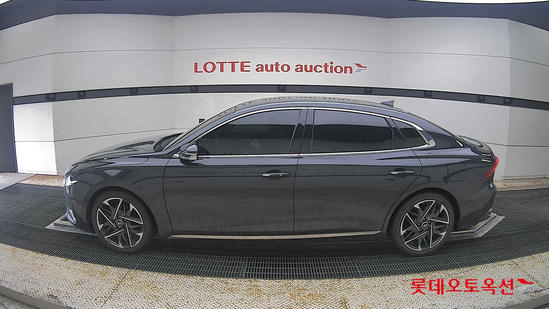 2022 - hyundai grandeur