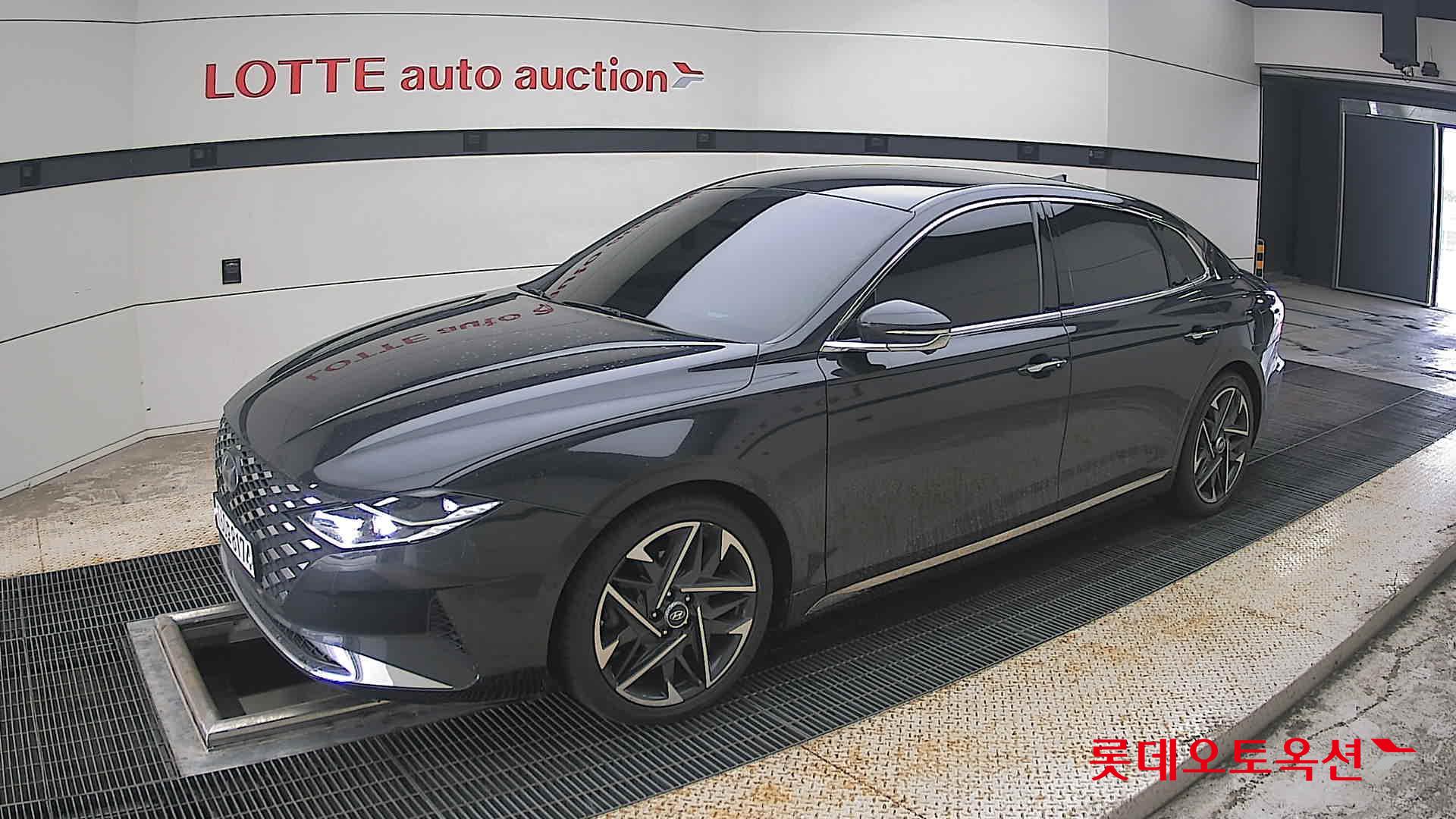 2022 - hyundai grandeur