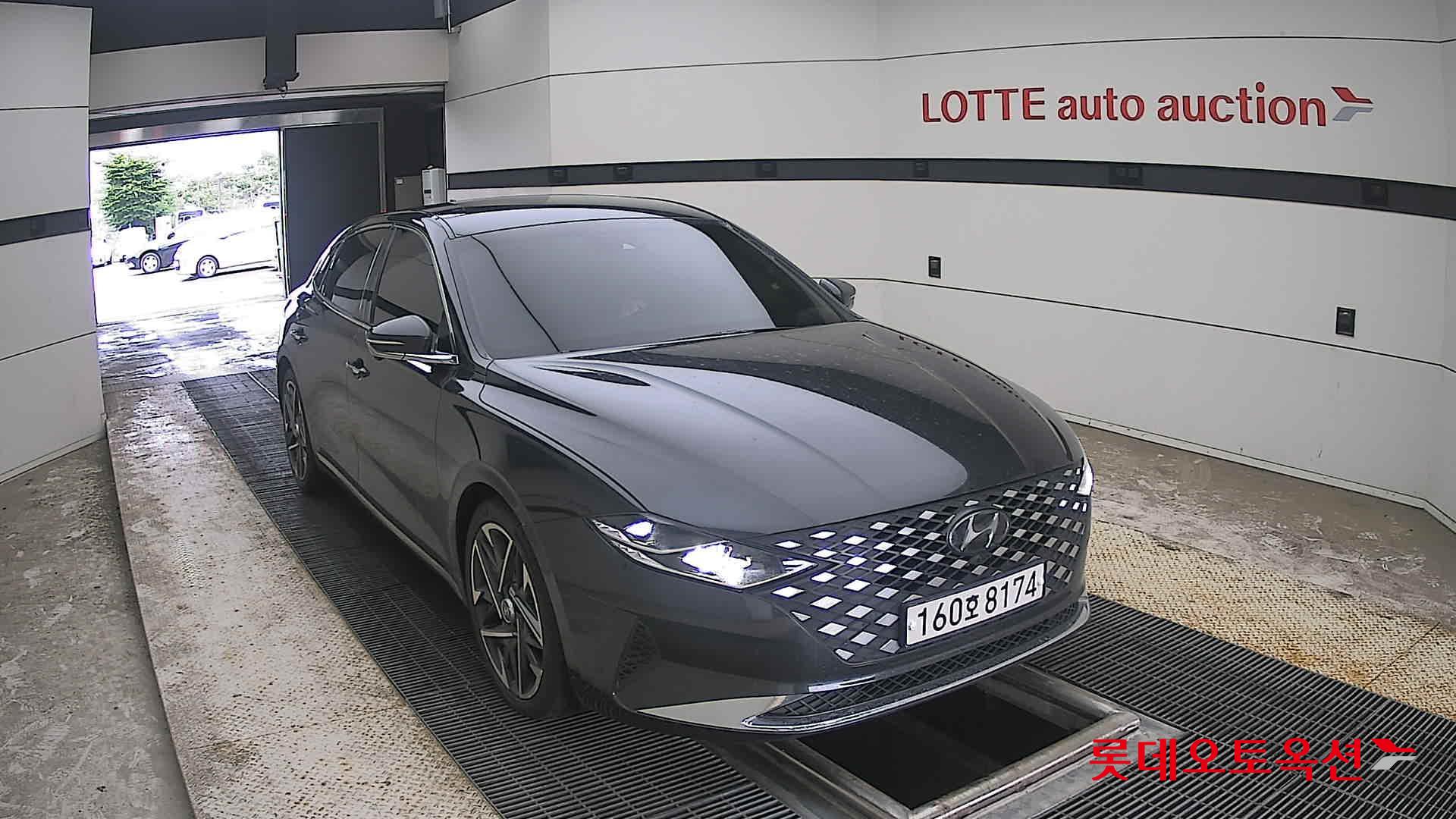 2022 - hyundai grandeur