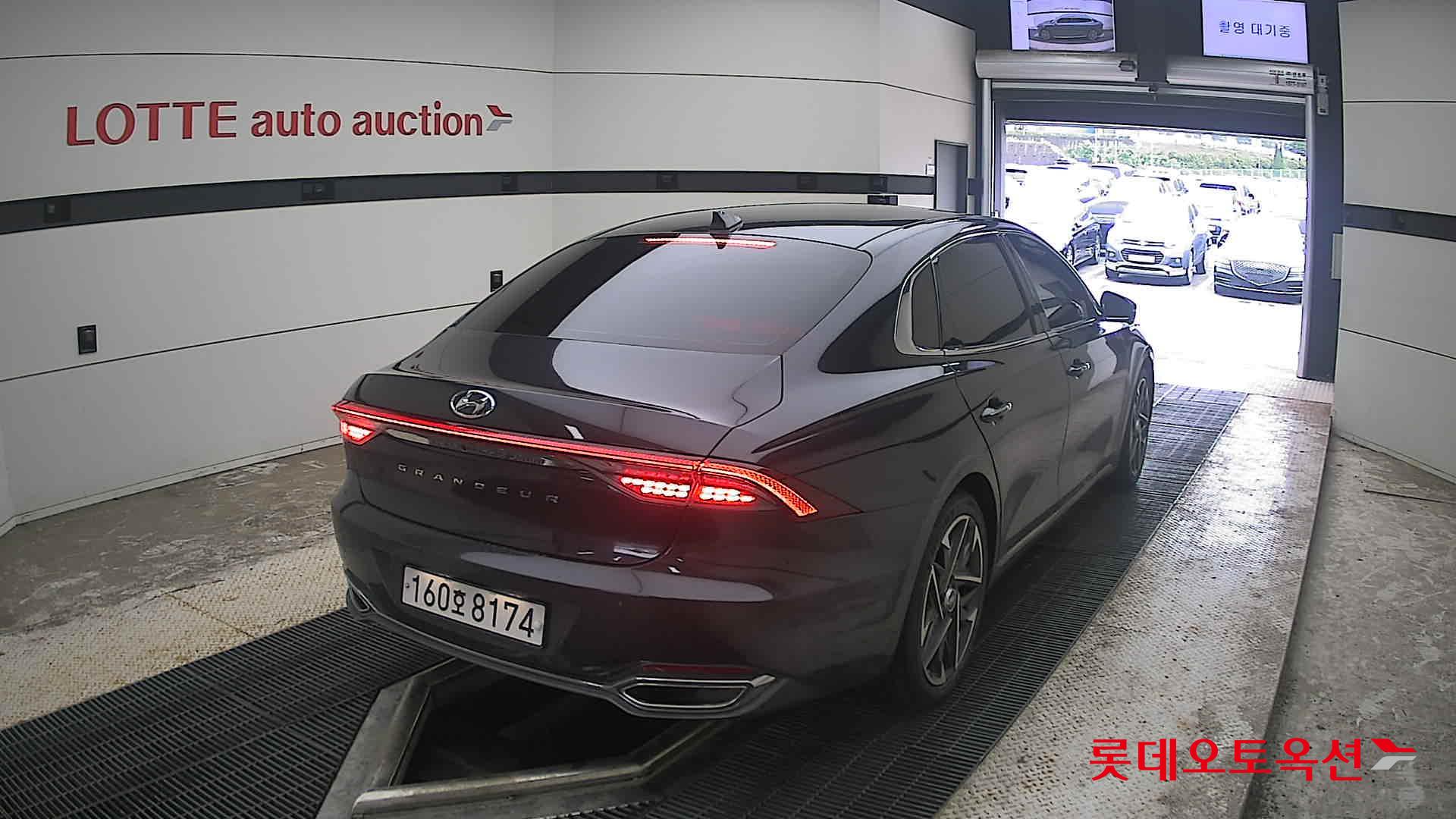 2022 - hyundai grandeur