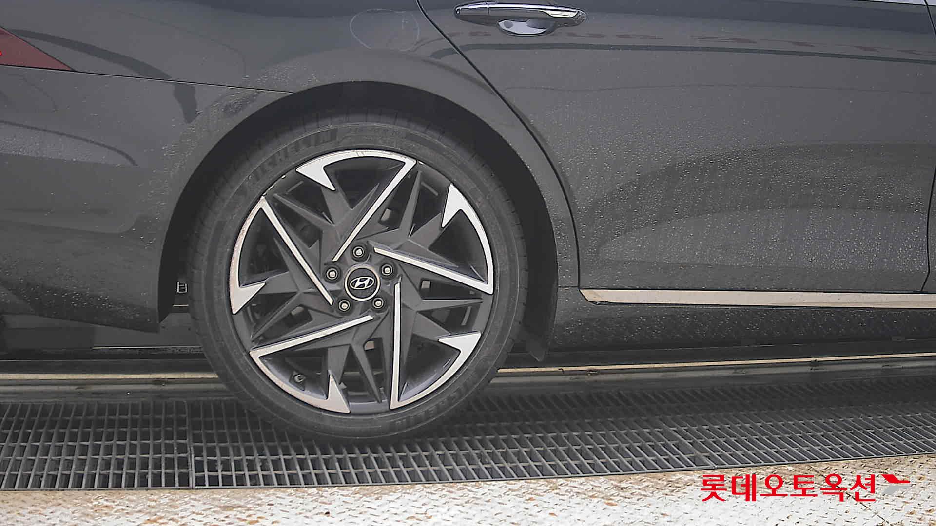 2022 - hyundai grandeur