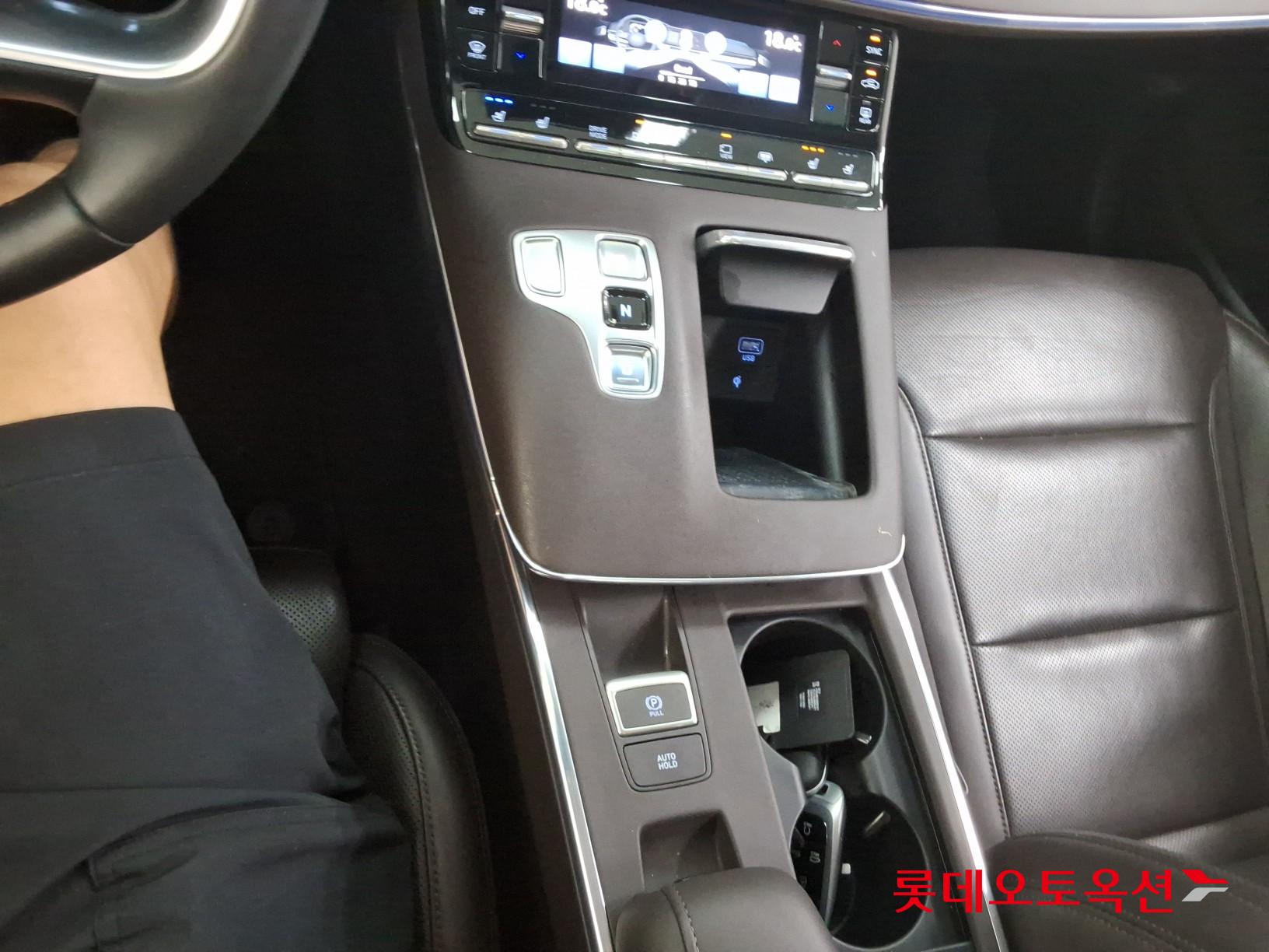 2022 - hyundai grandeur