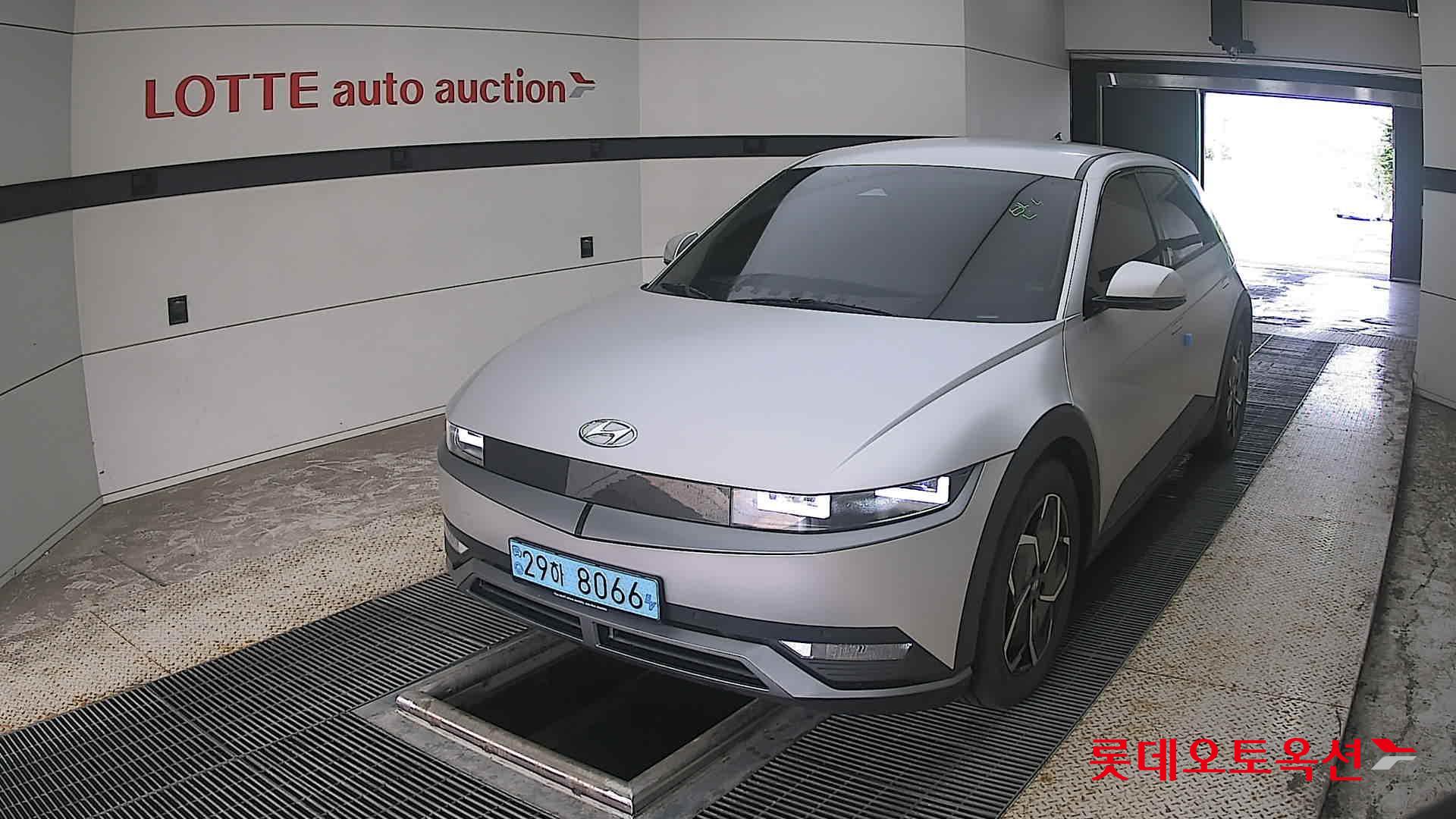 2022 - hyundai ioniq