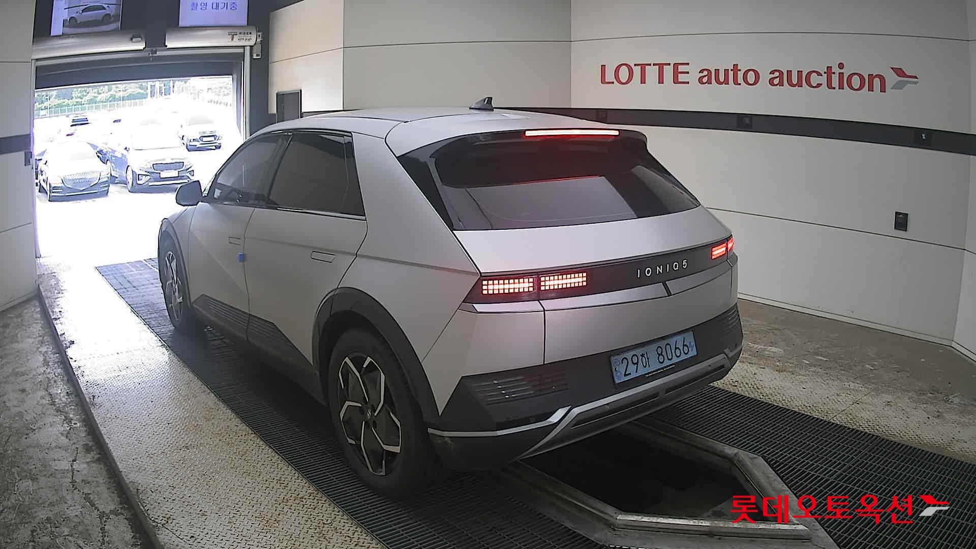 2022 - hyundai ioniq