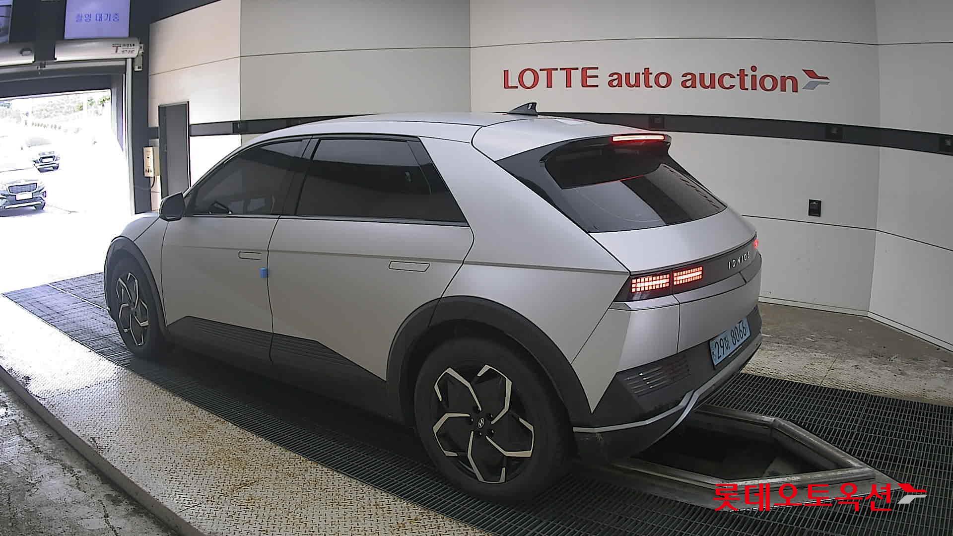 2022 - hyundai ioniq