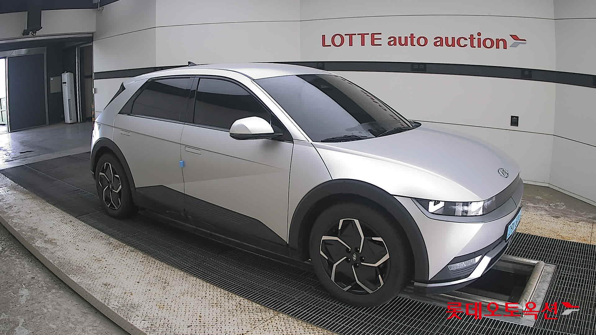 2022 - hyundai ioniq