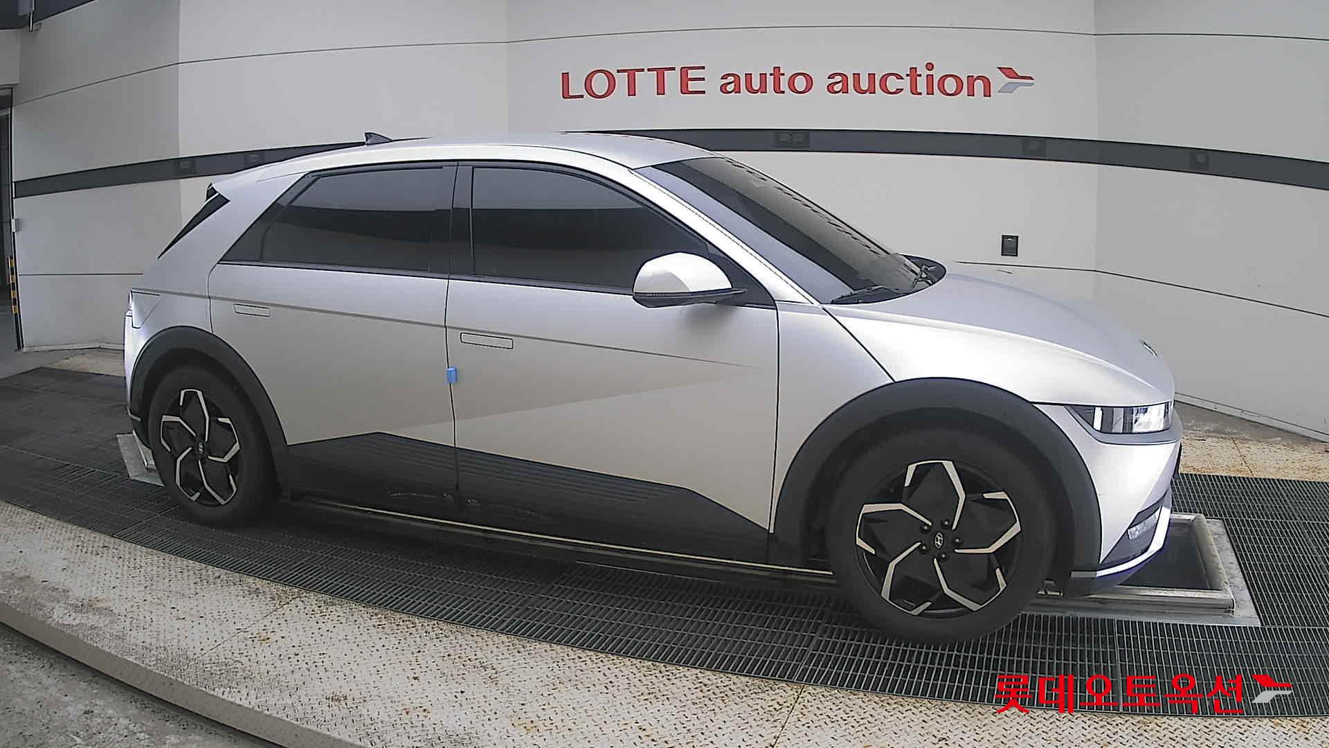 2022 - hyundai ioniq