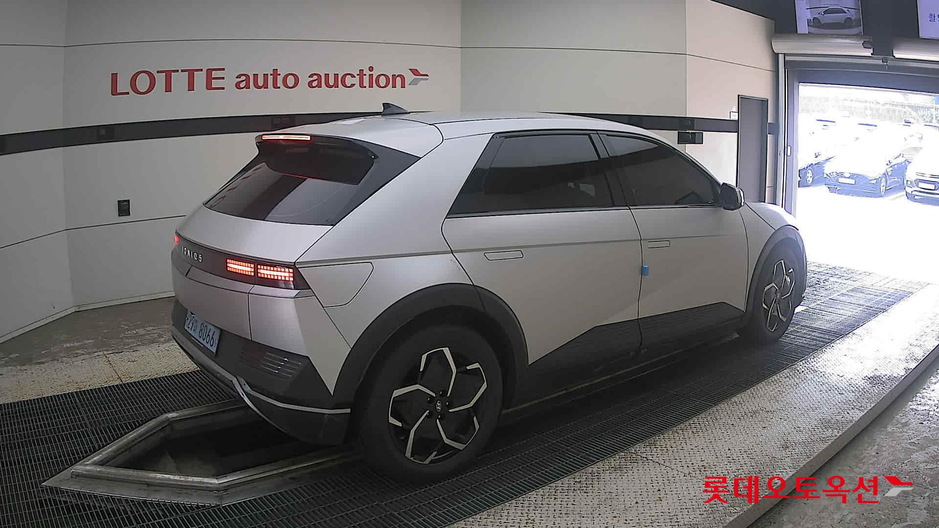 2022 - hyundai ioniq