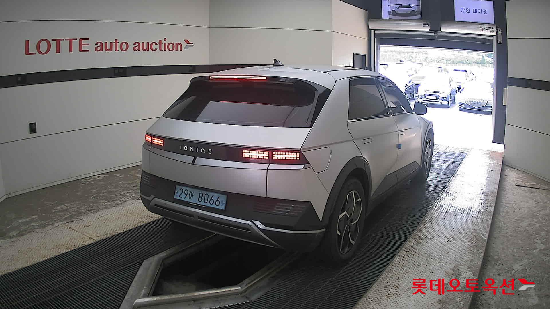 2022 - hyundai ioniq