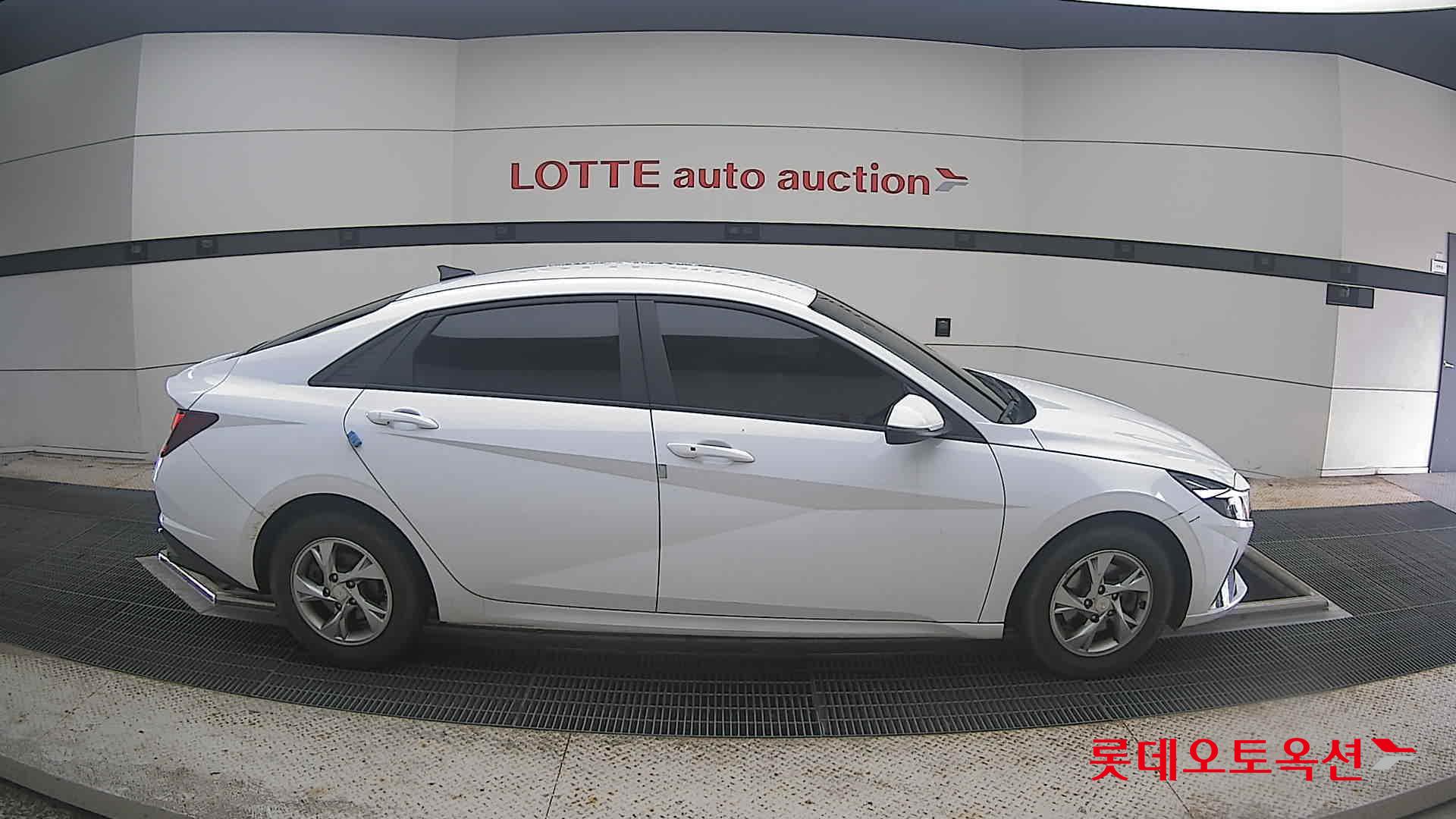 2021 - hyundai avante