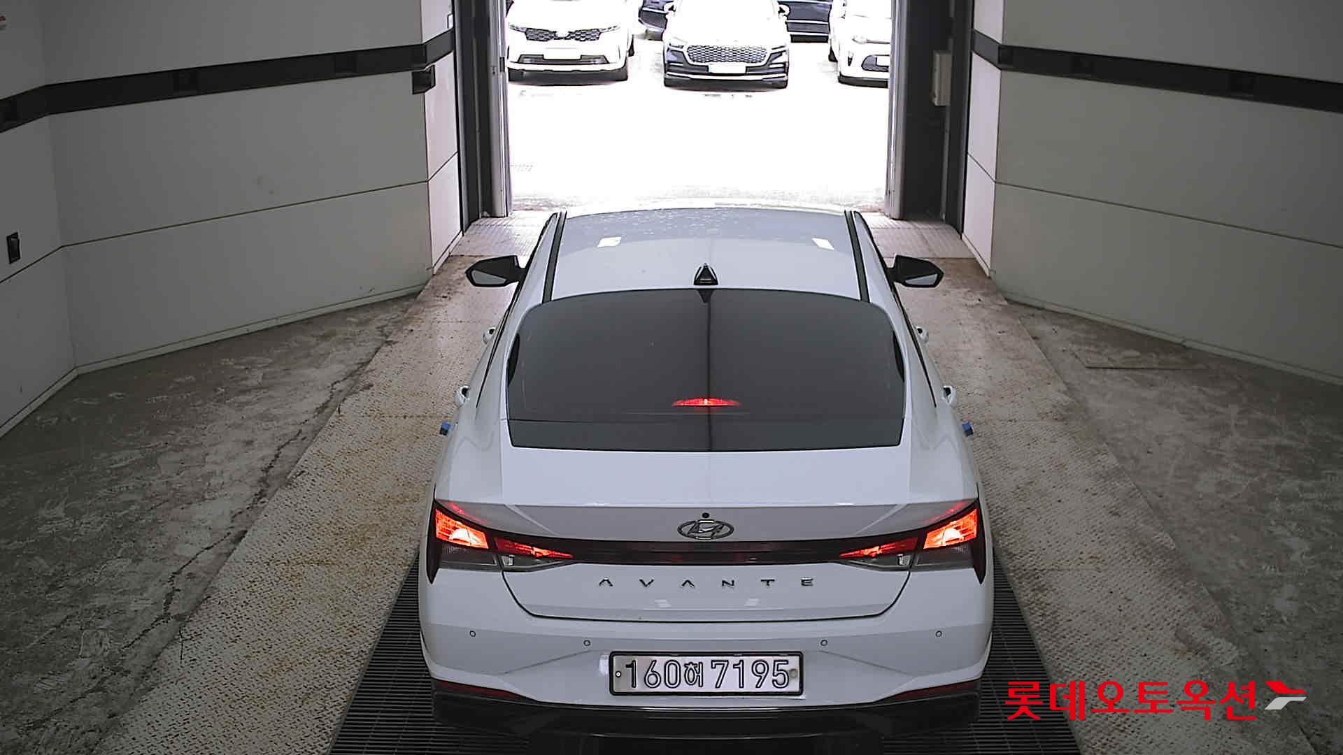 2021 - hyundai avante