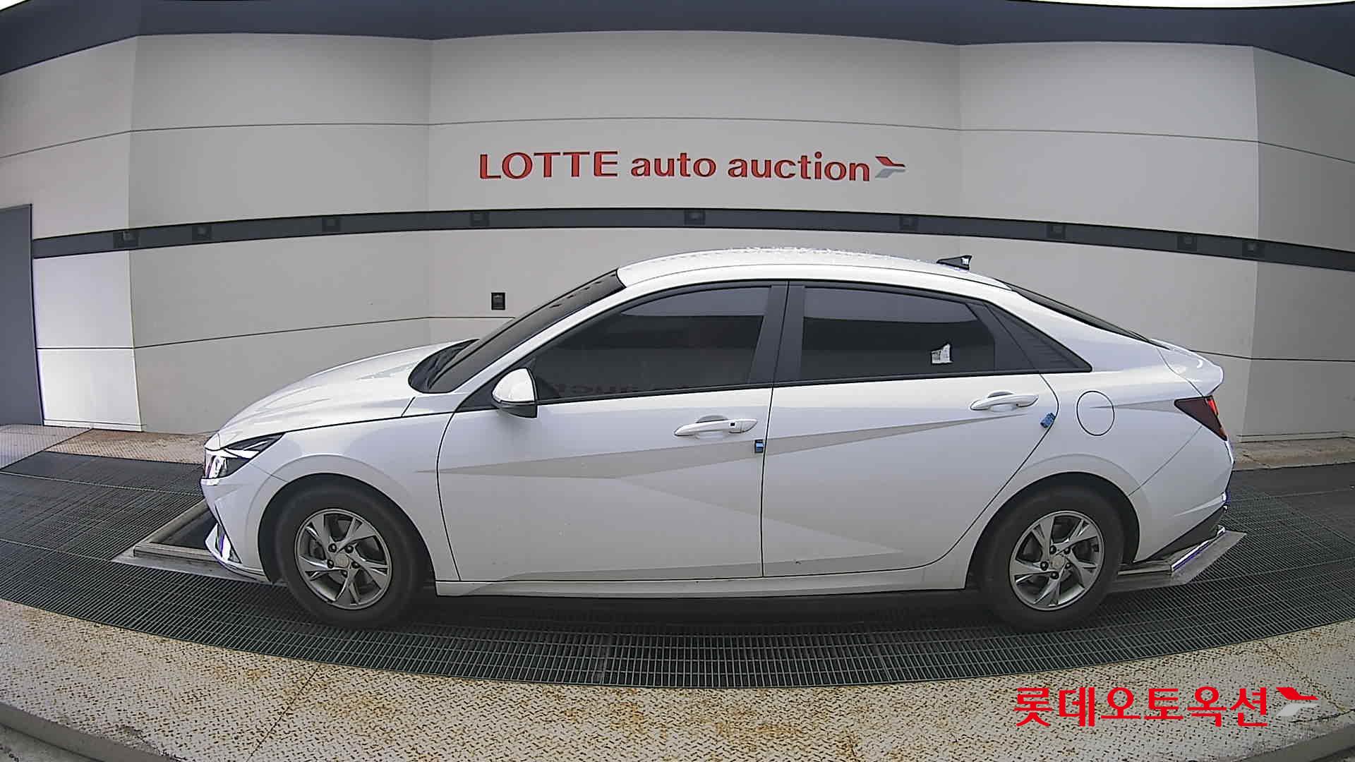 2021 - hyundai avante