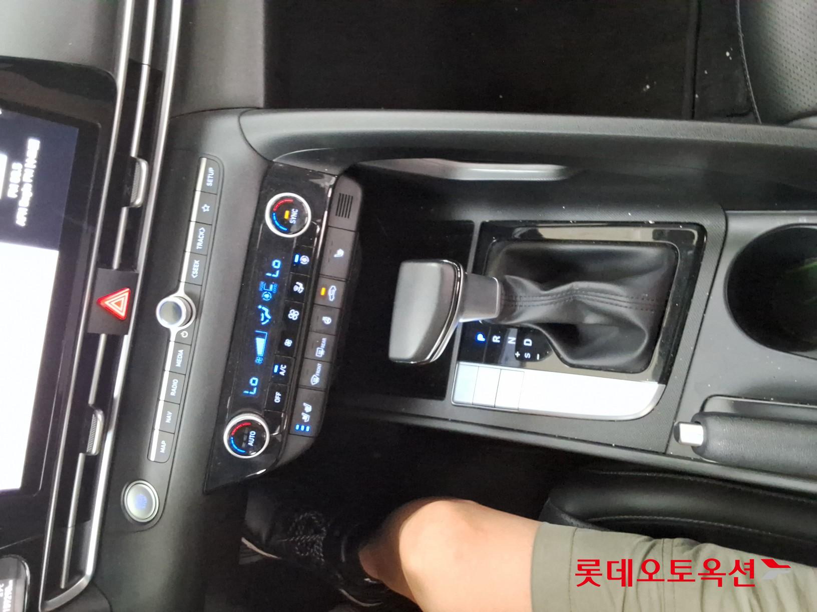 2021 - hyundai avante