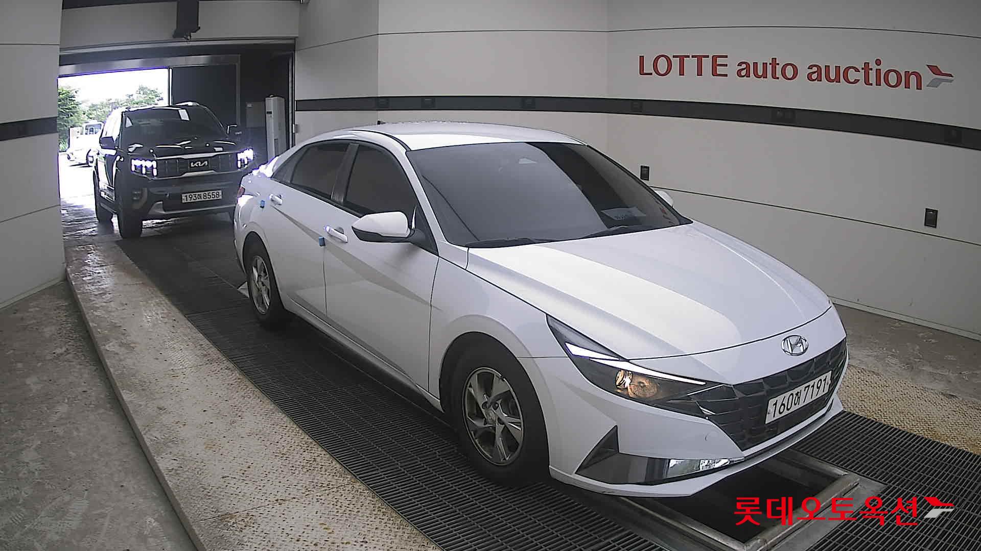 2021 - hyundai avante