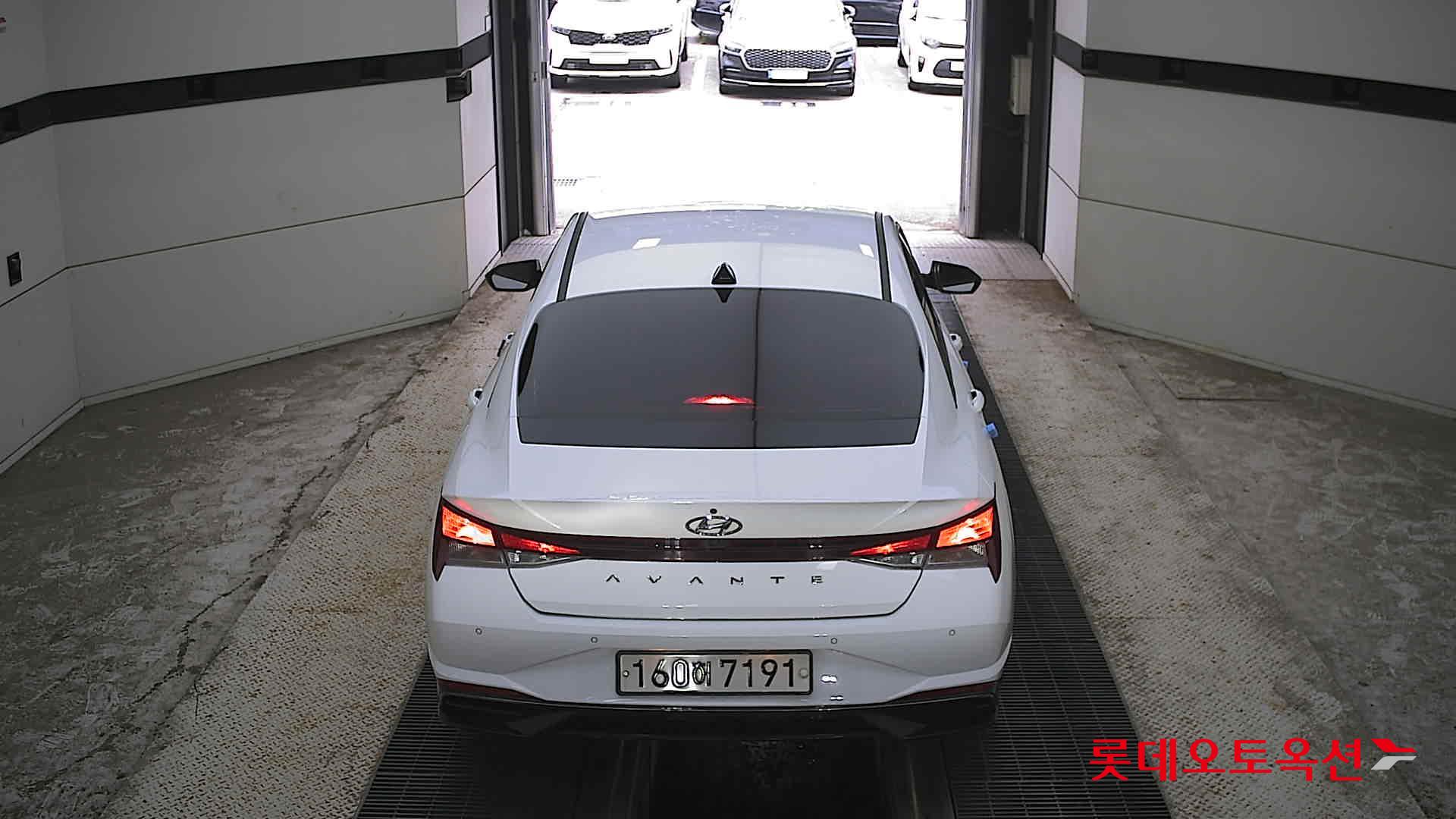 2021 - hyundai avante