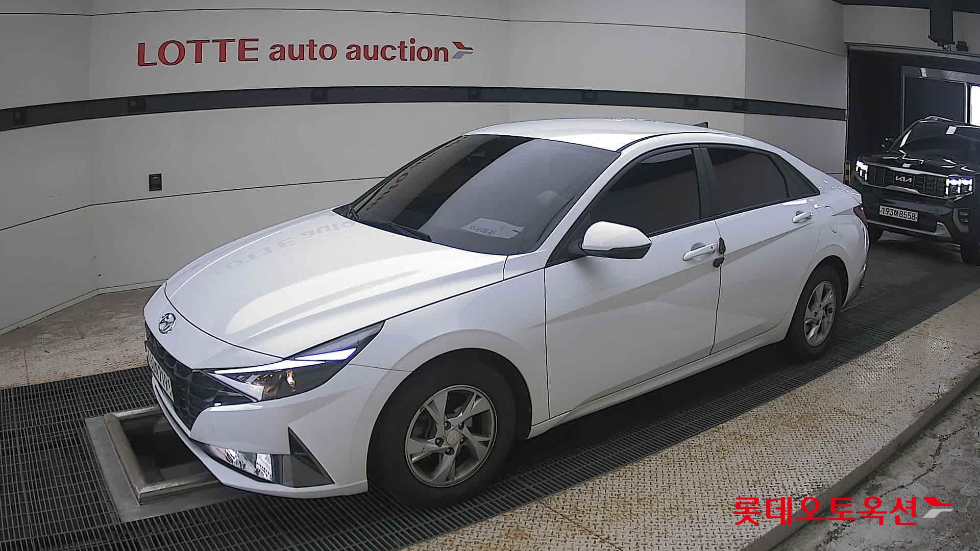 2021 - hyundai avante