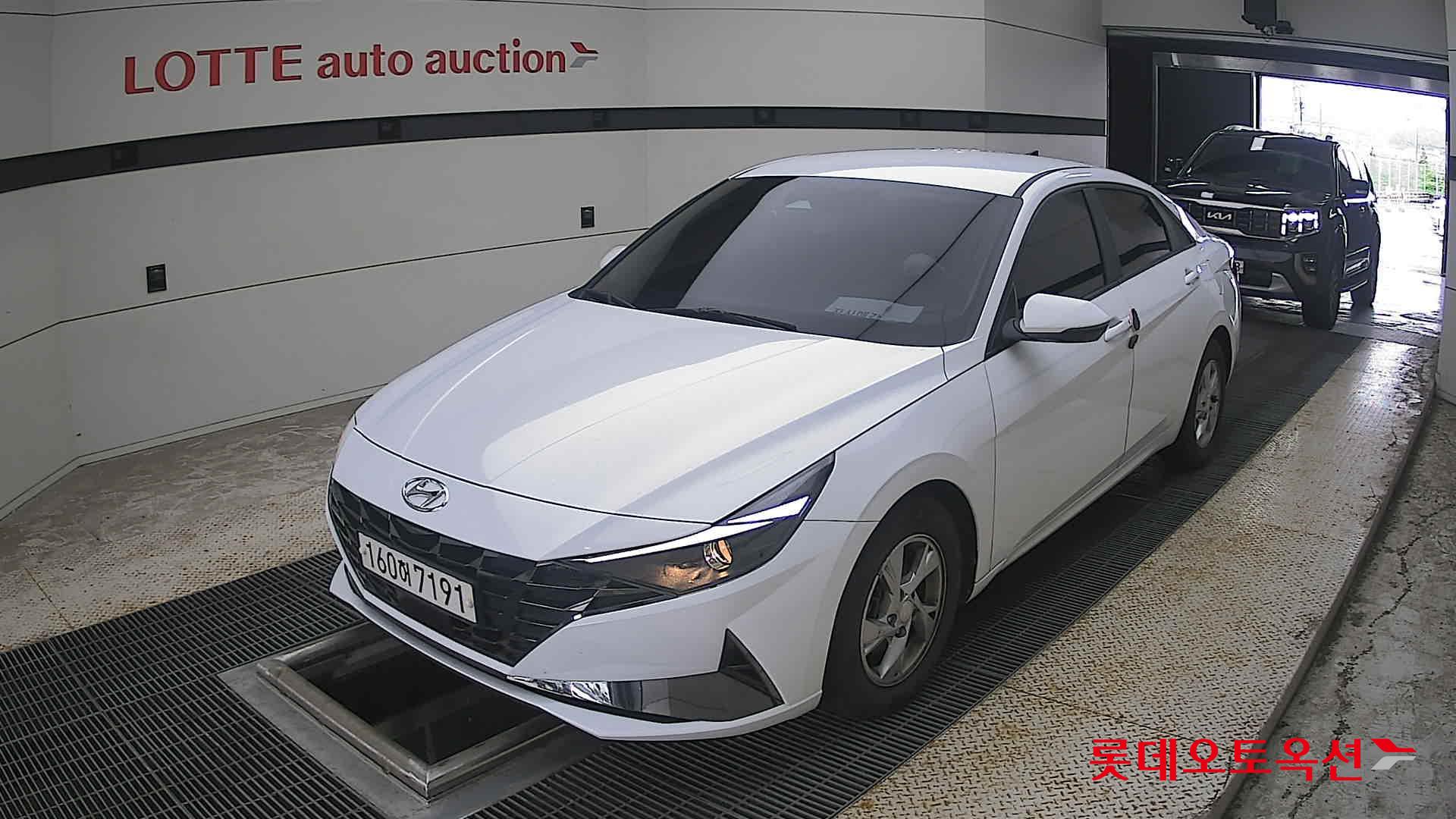 2021 - hyundai avante