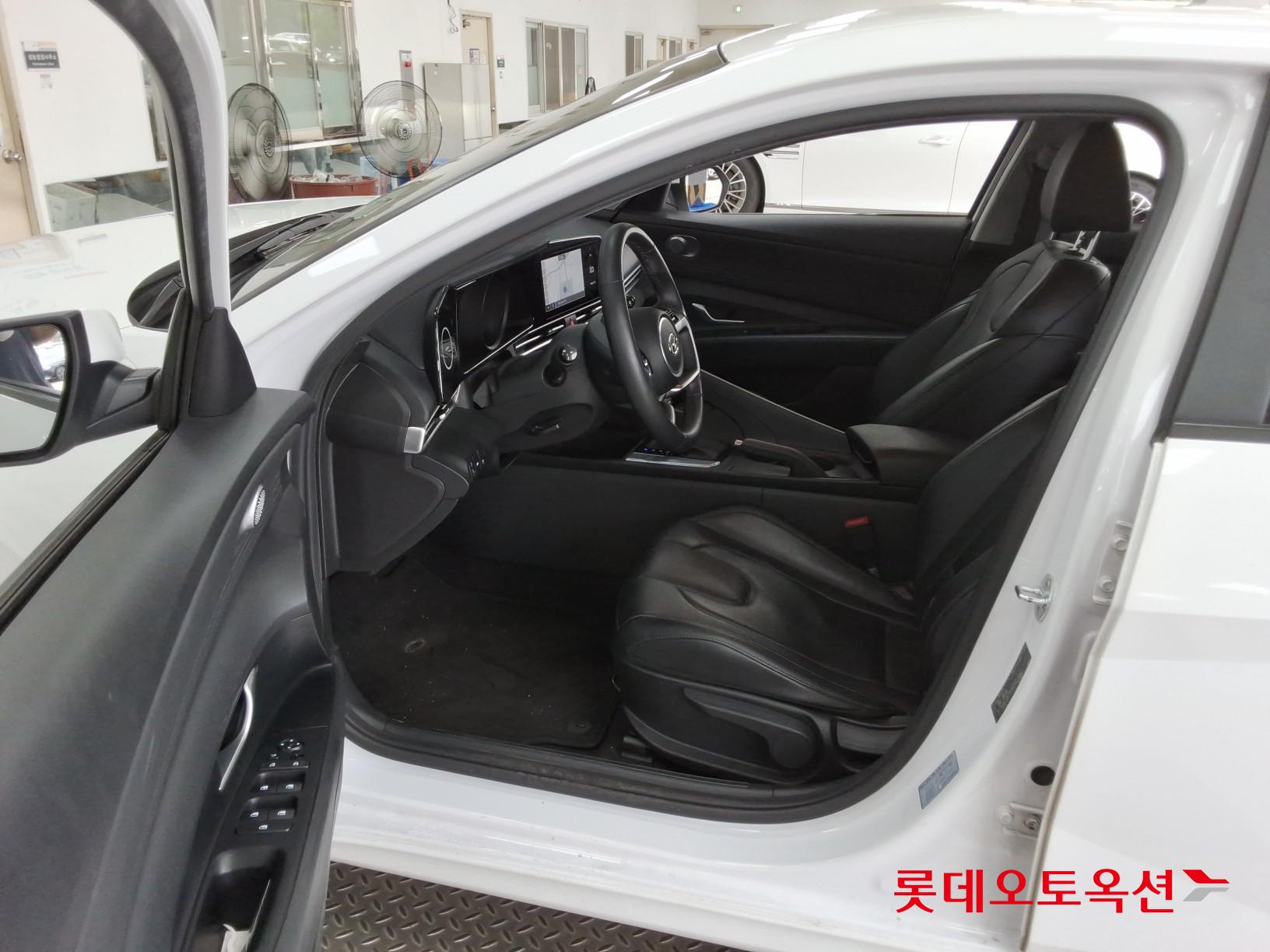 2021 - hyundai avante