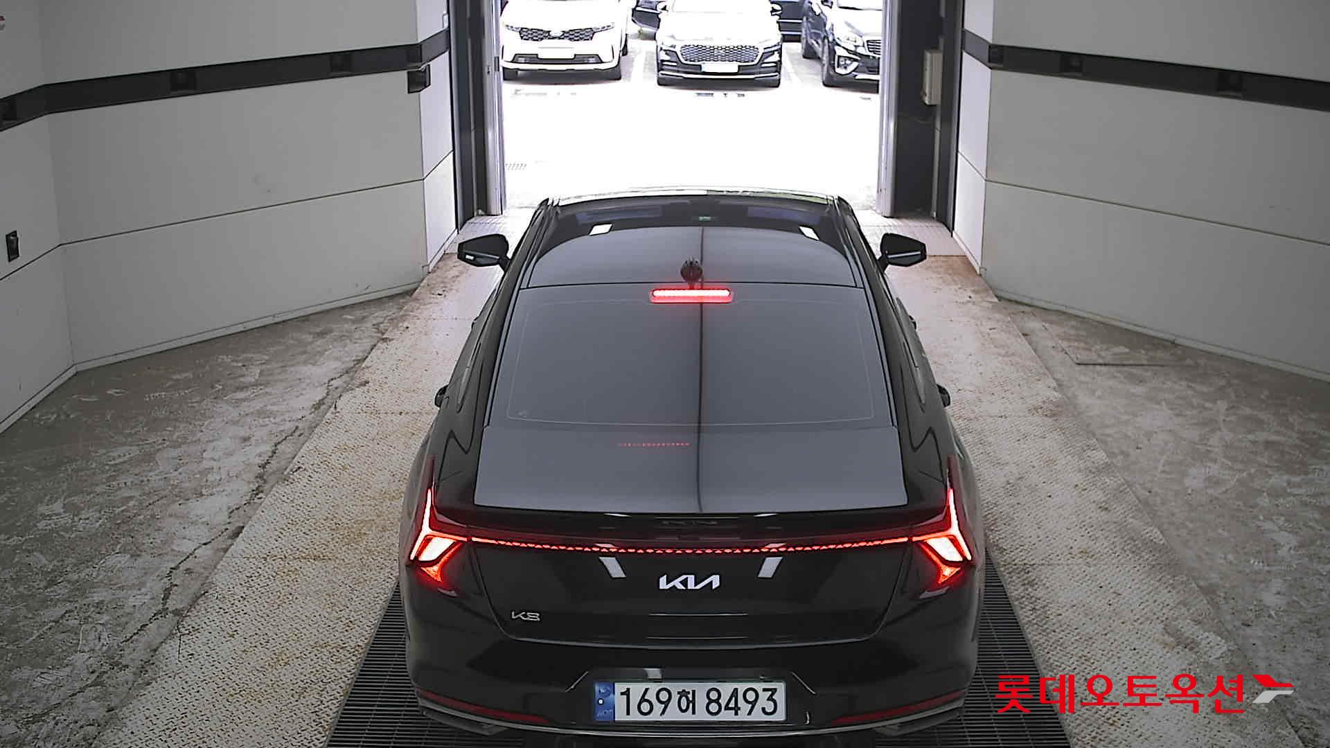 2023 - kia k8