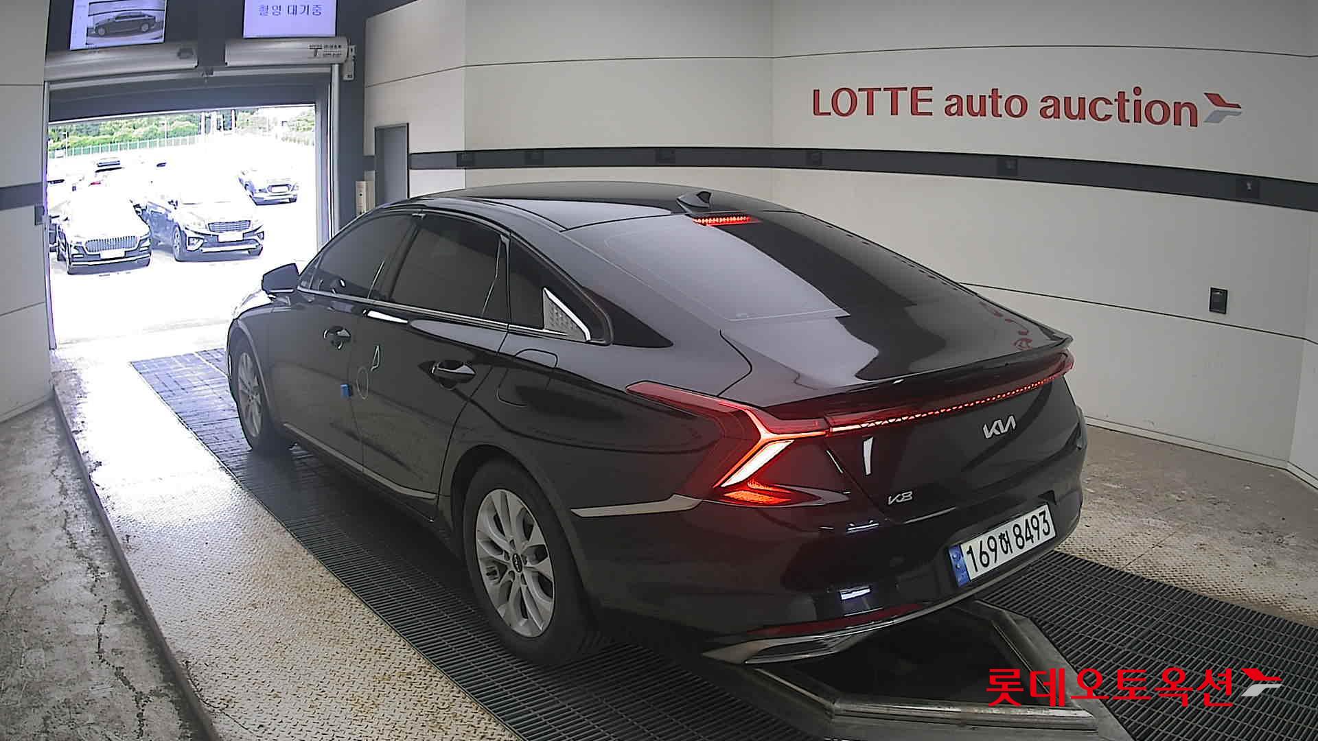 2023 - kia k8