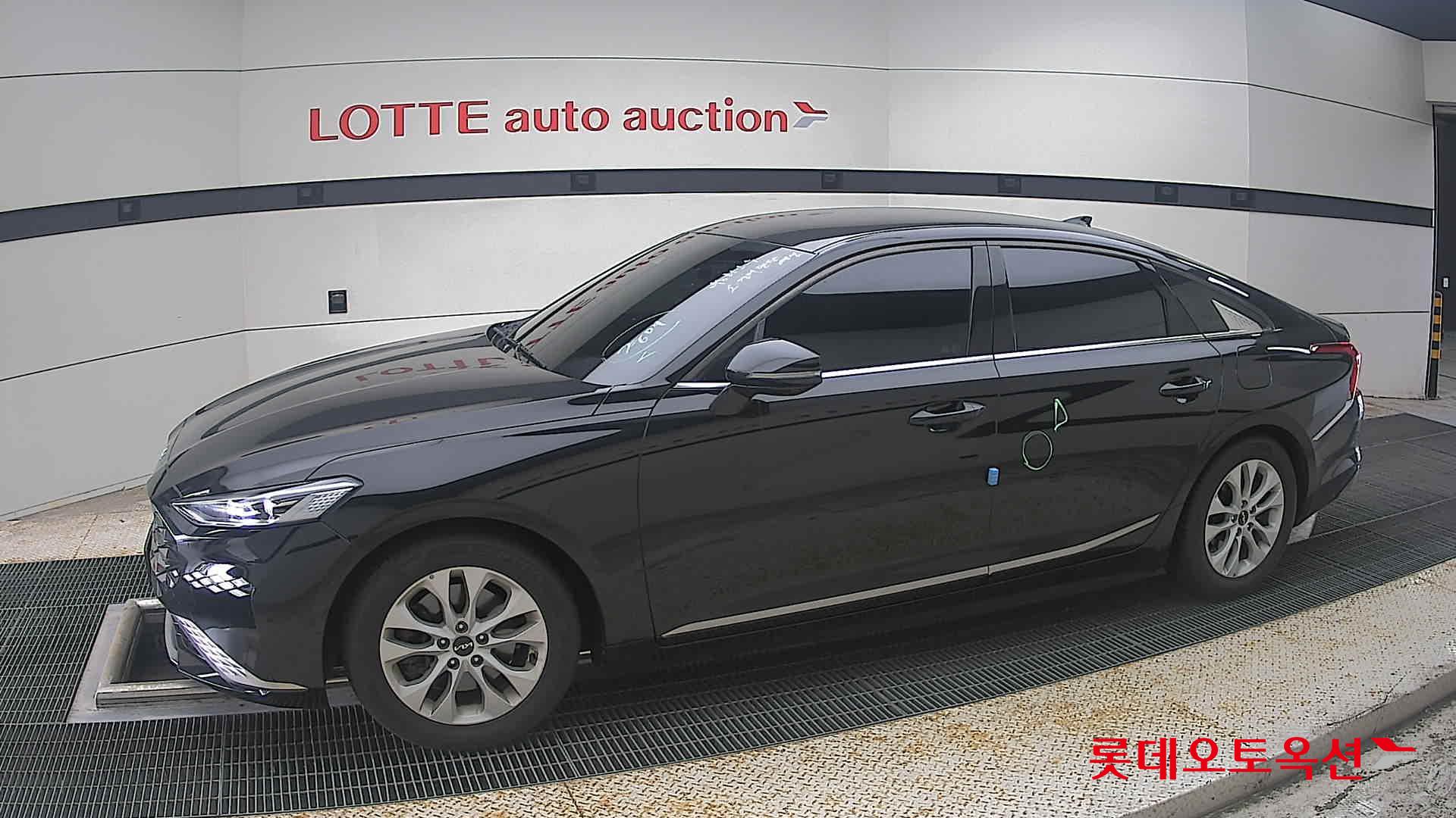 2023 - kia k8
