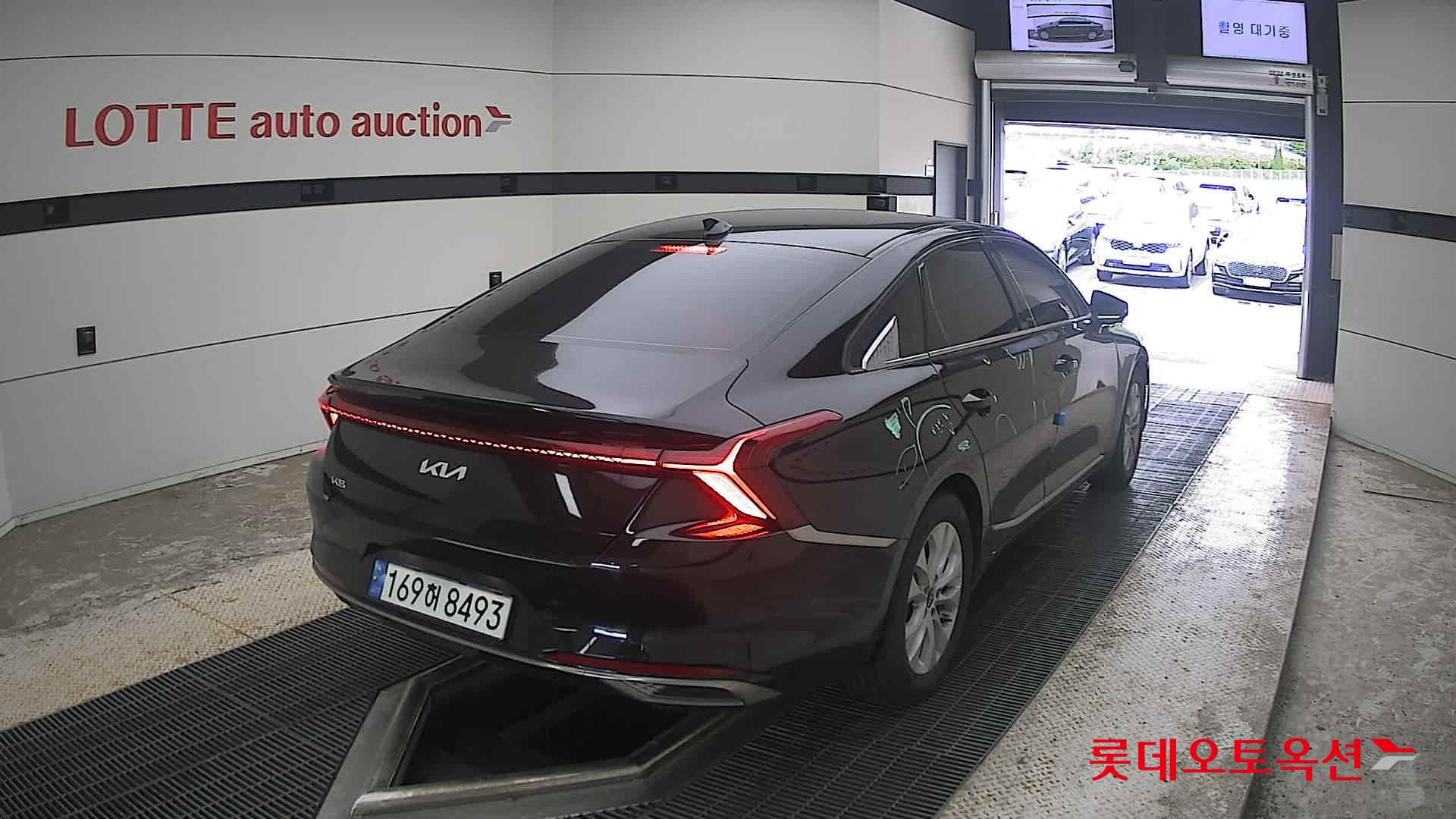 2023 - kia k8