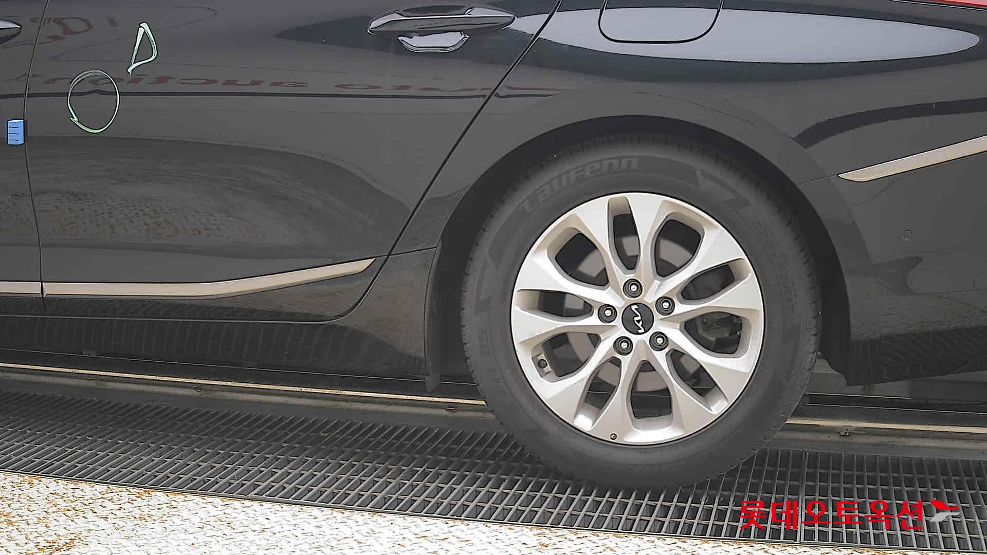 2023 - kia k8