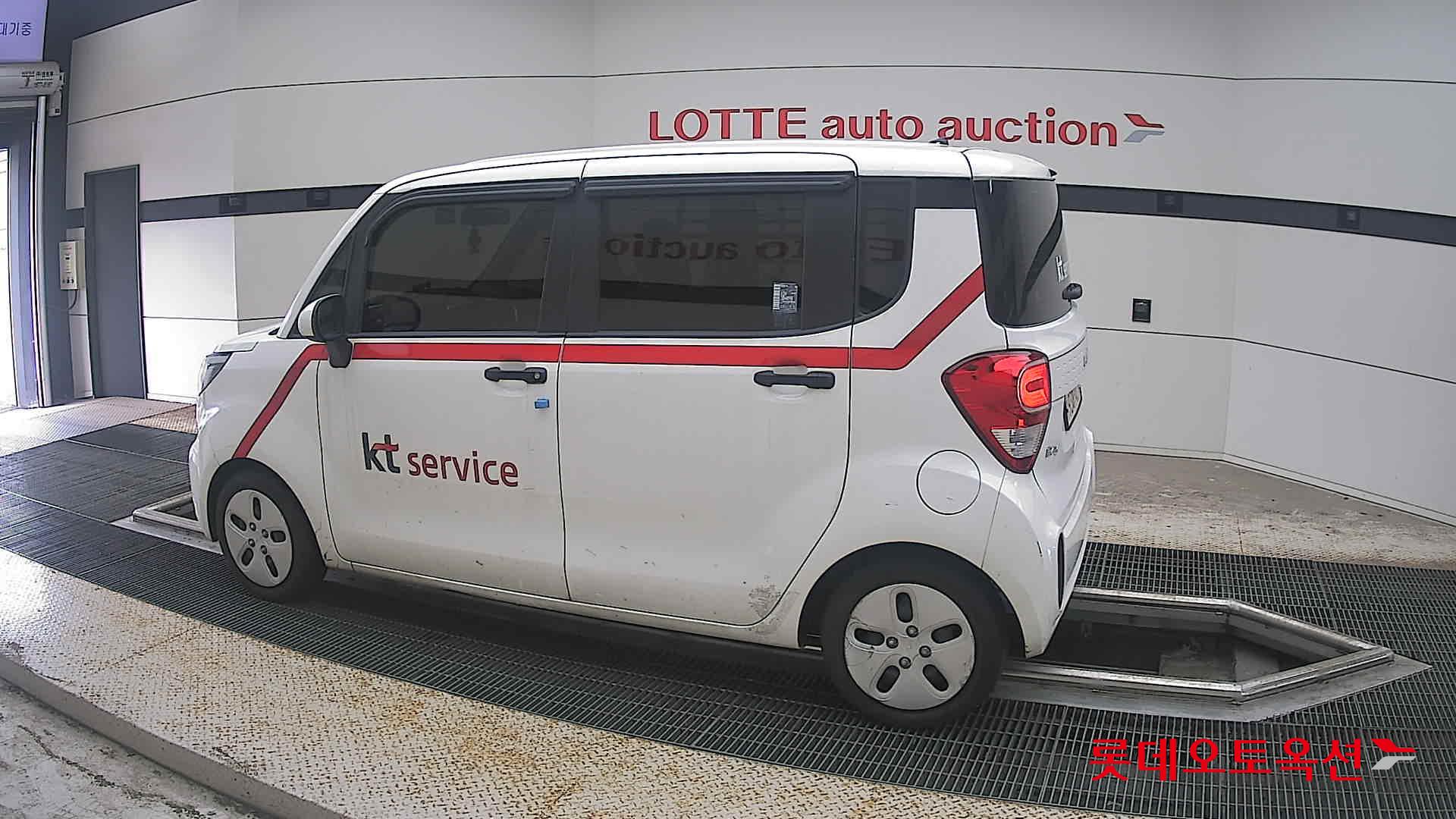 2022 - kia ray