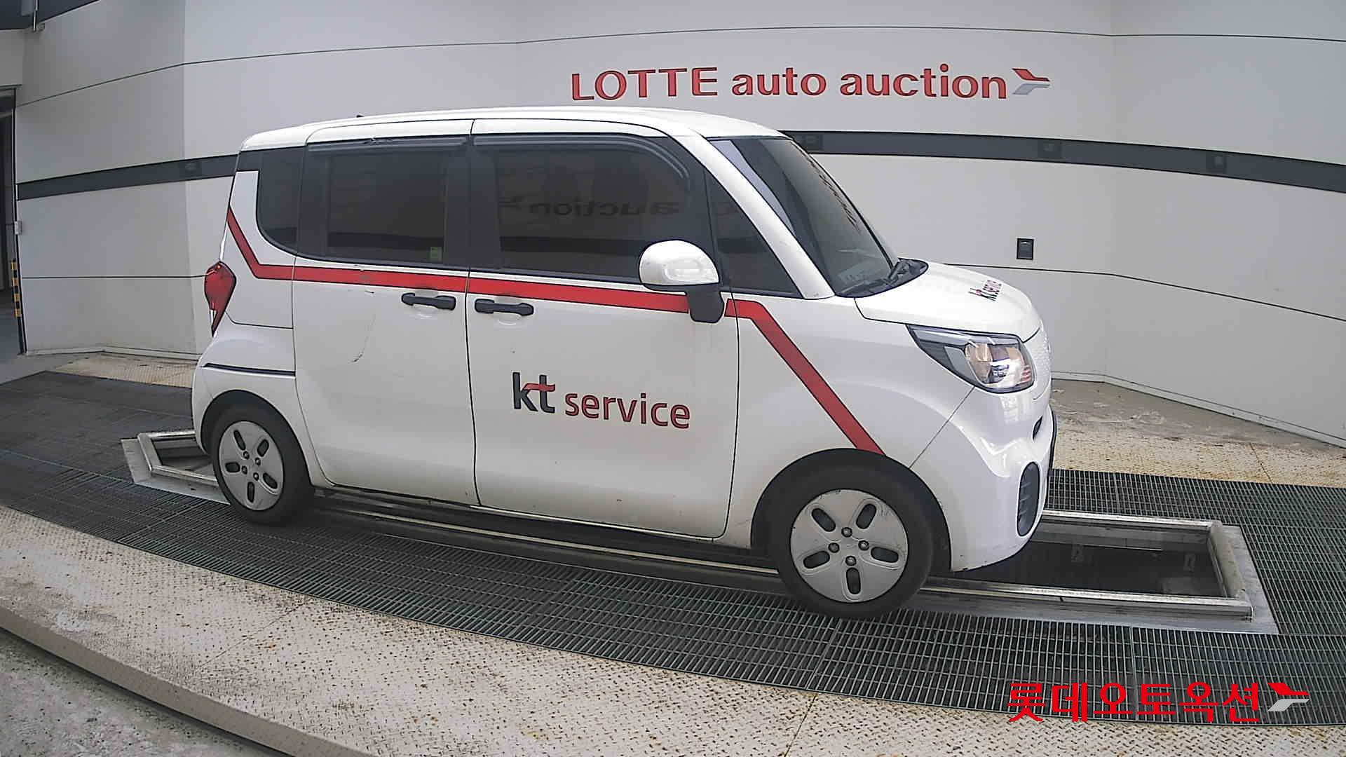 2022 - kia ray