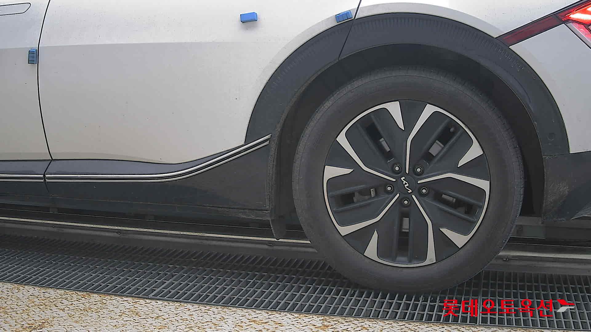 2022 - kia ev6