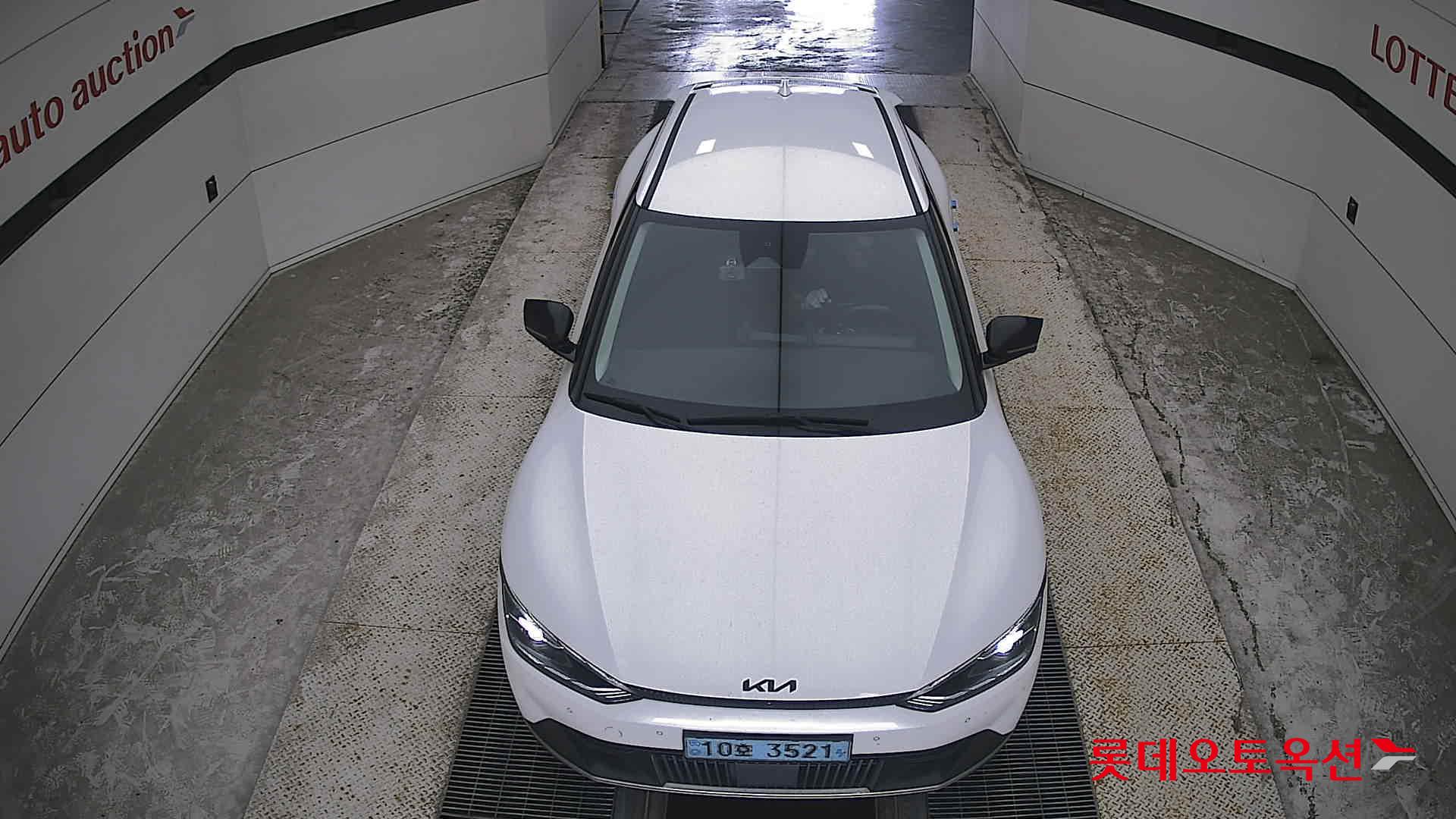 2022 - kia ev6