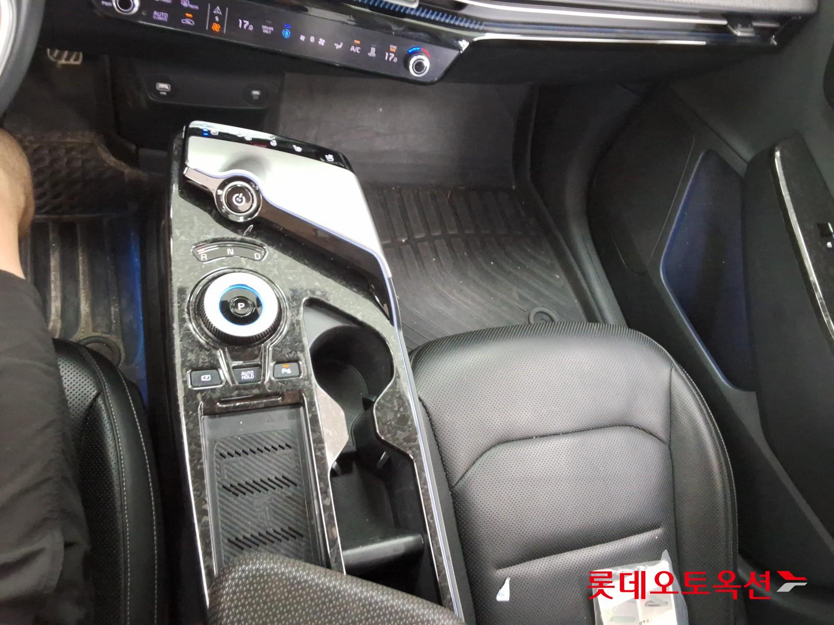 2022 - kia ev6