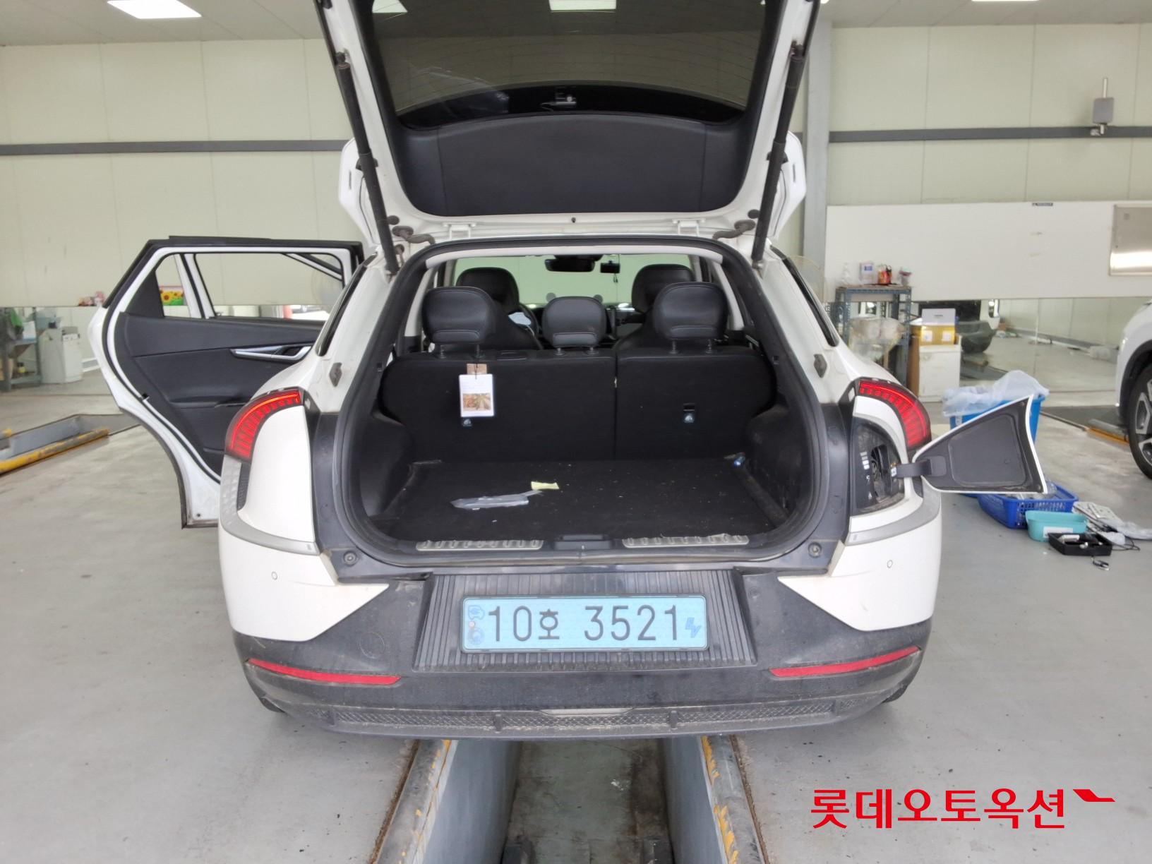 2022 - kia ev6