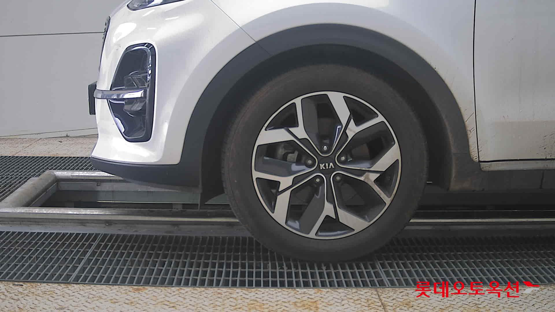 2020 - kia sportage