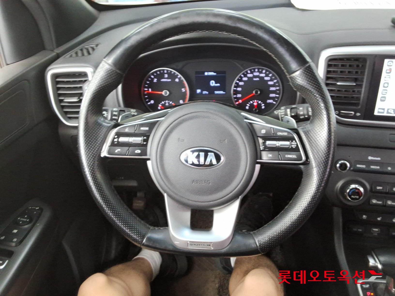2020 - kia sportage