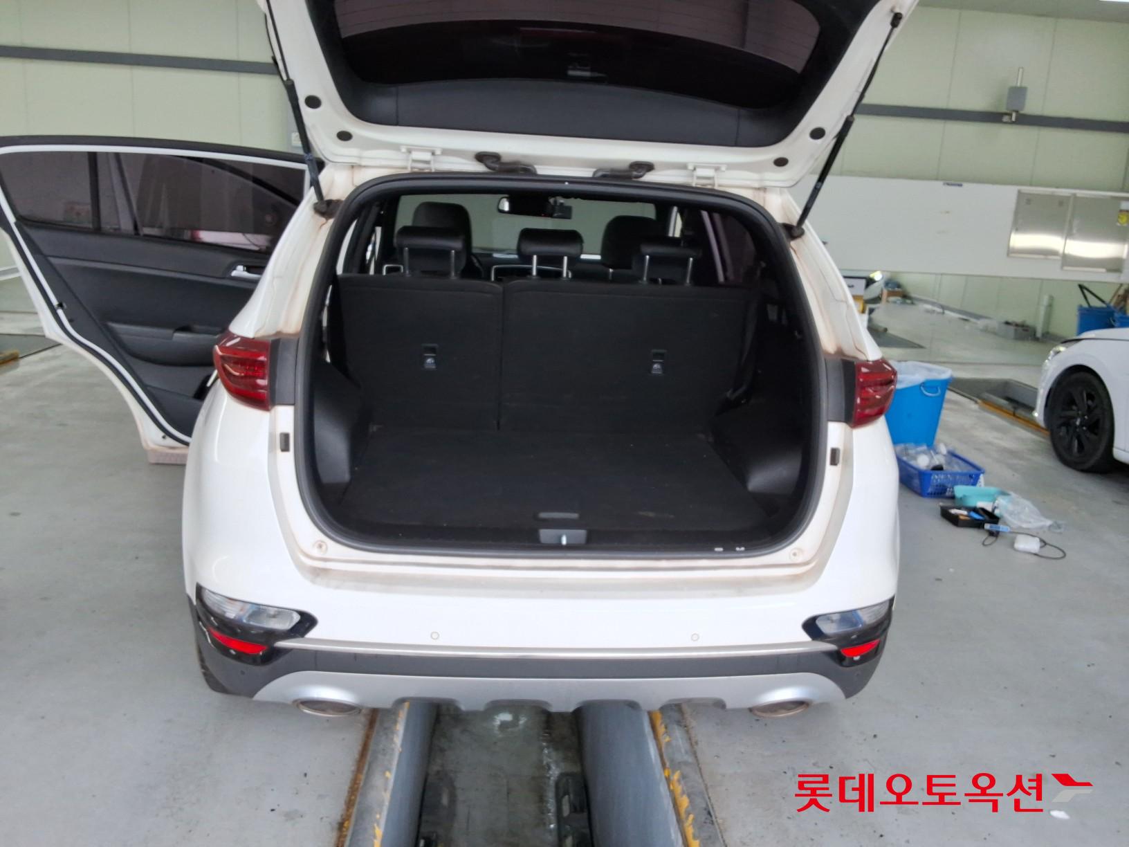 2020 - kia sportage