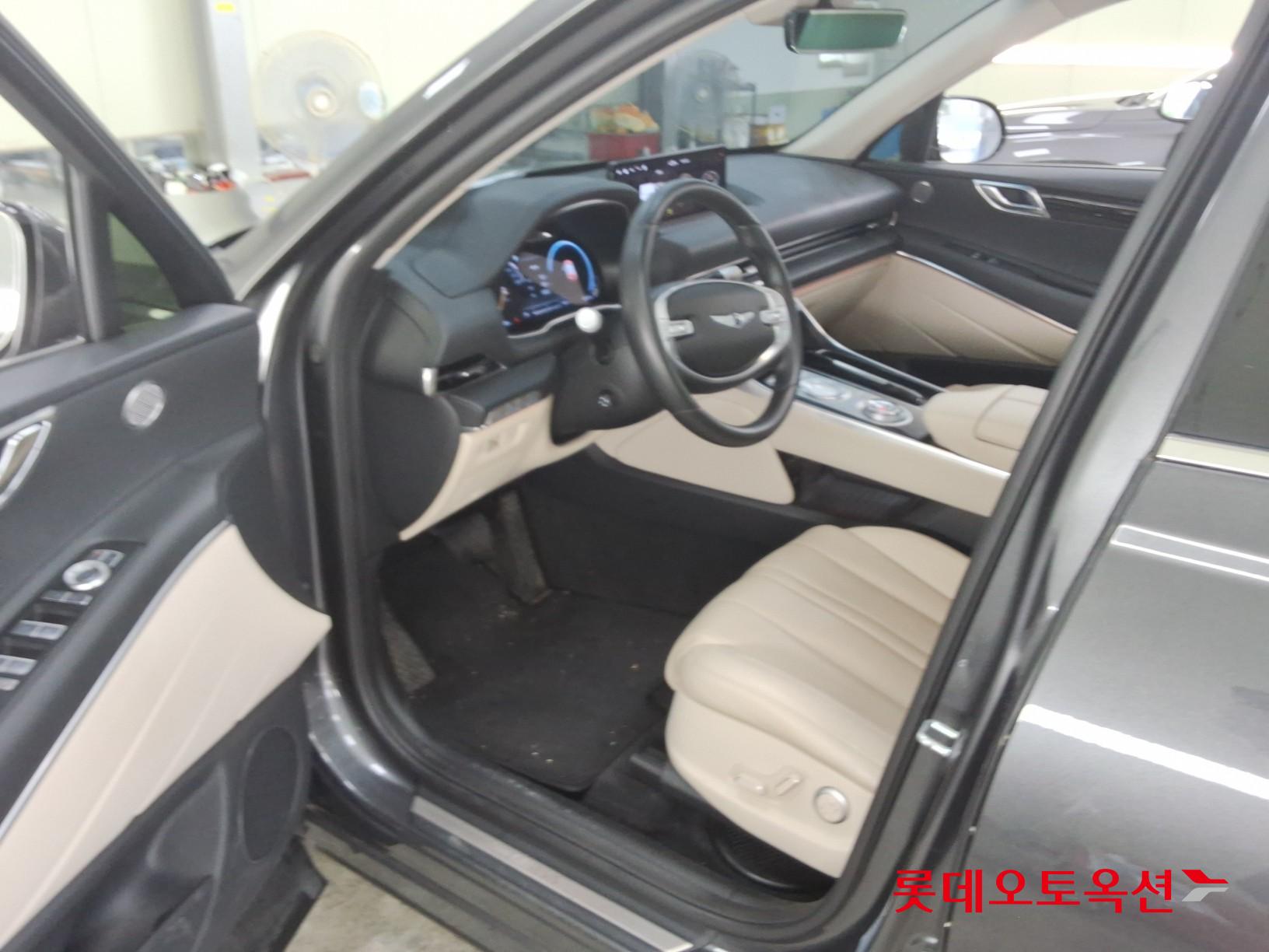 2020 - genesis gv80
