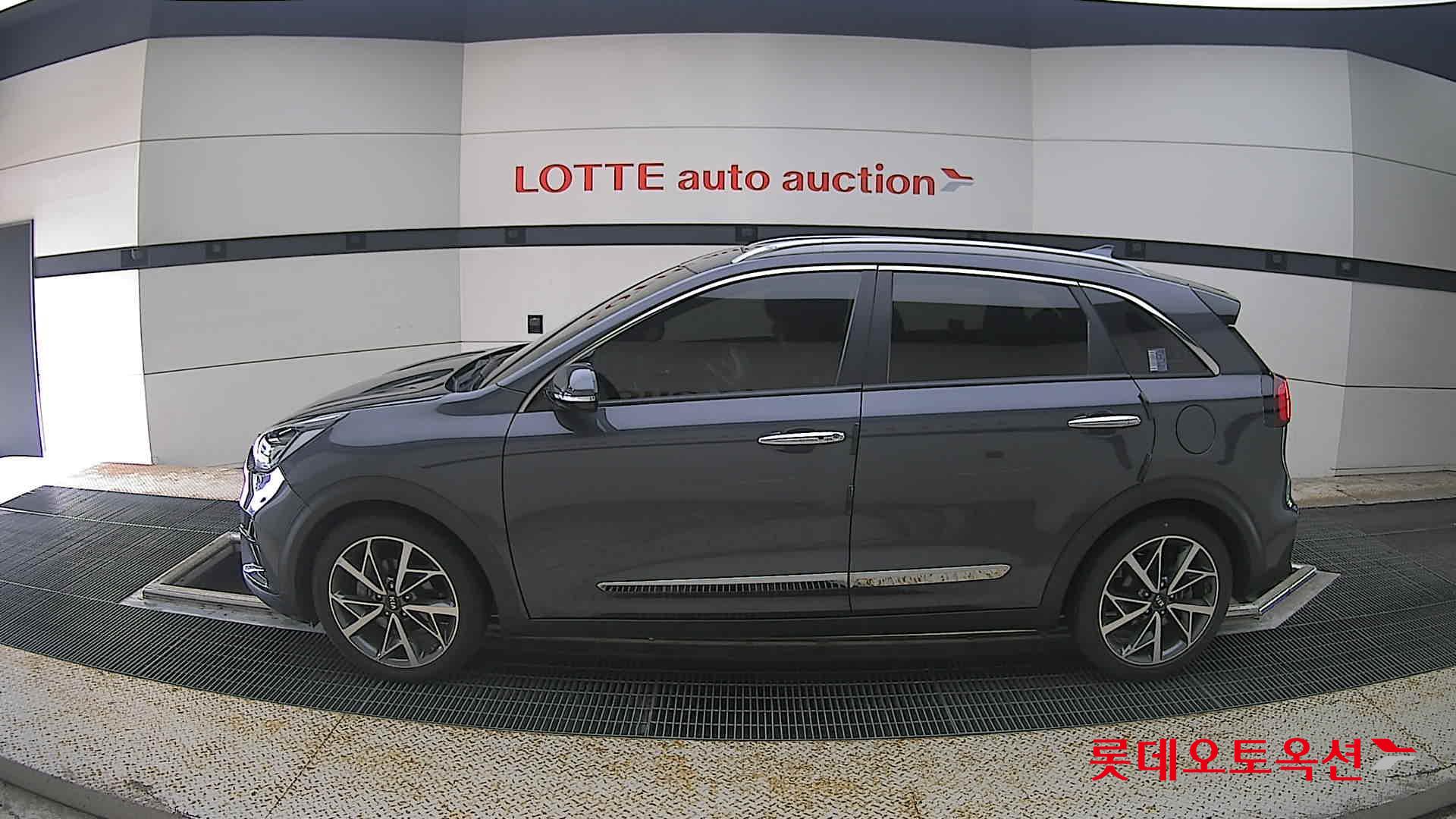 2020 - kia niro