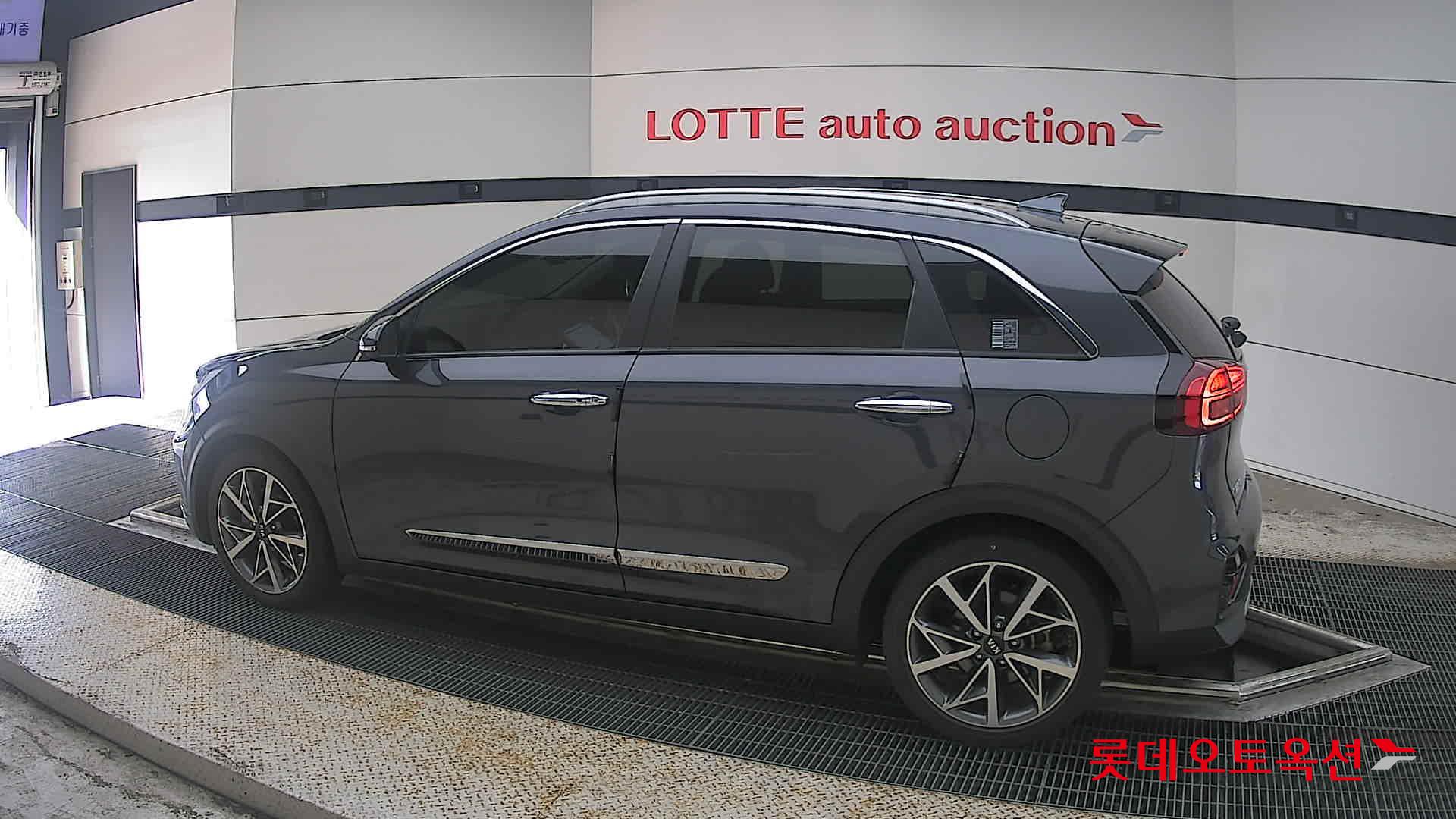 2020 - kia niro