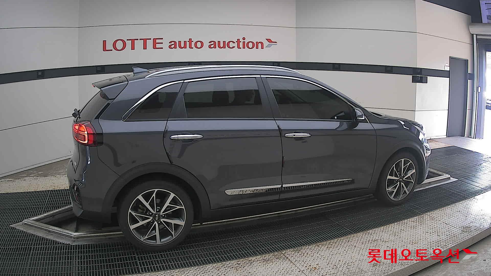 2020 - kia niro