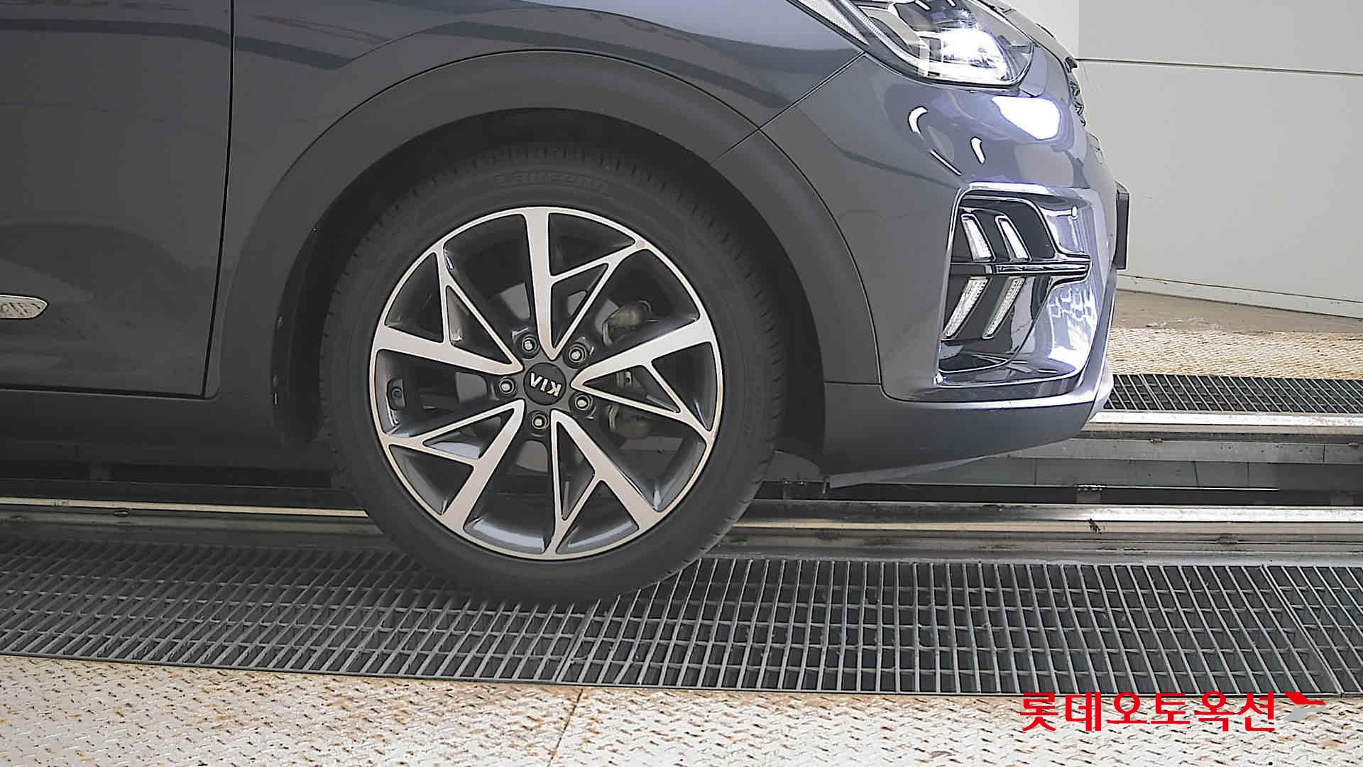2020 - kia niro