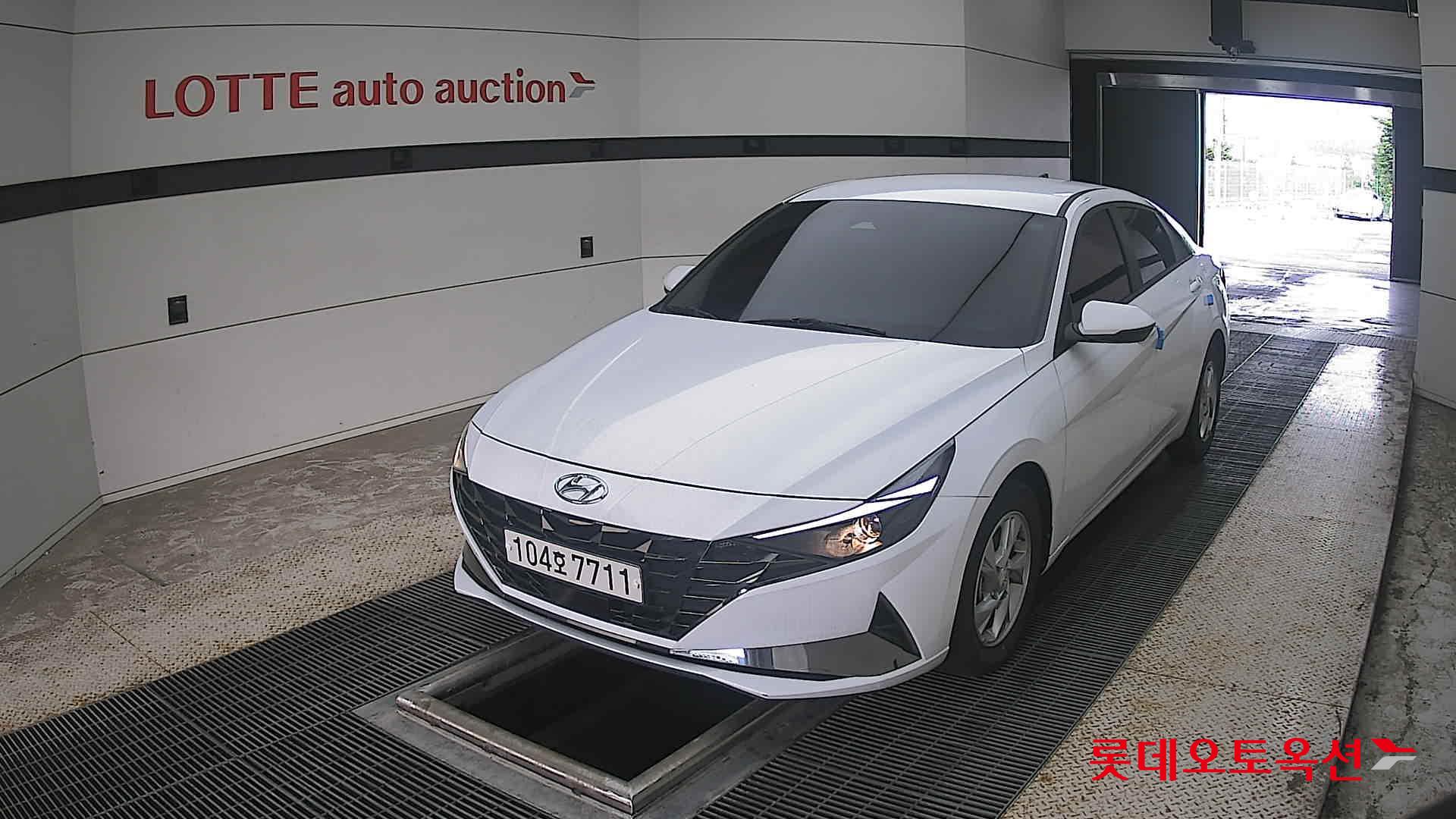 2021 - hyundai avante