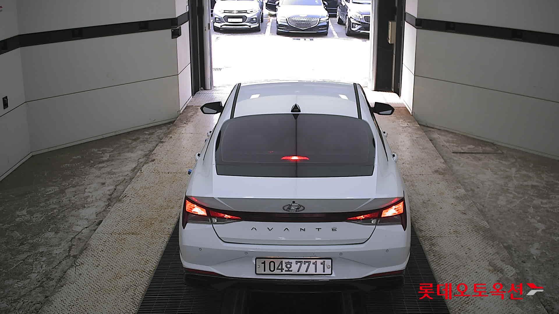 2021 - hyundai avante