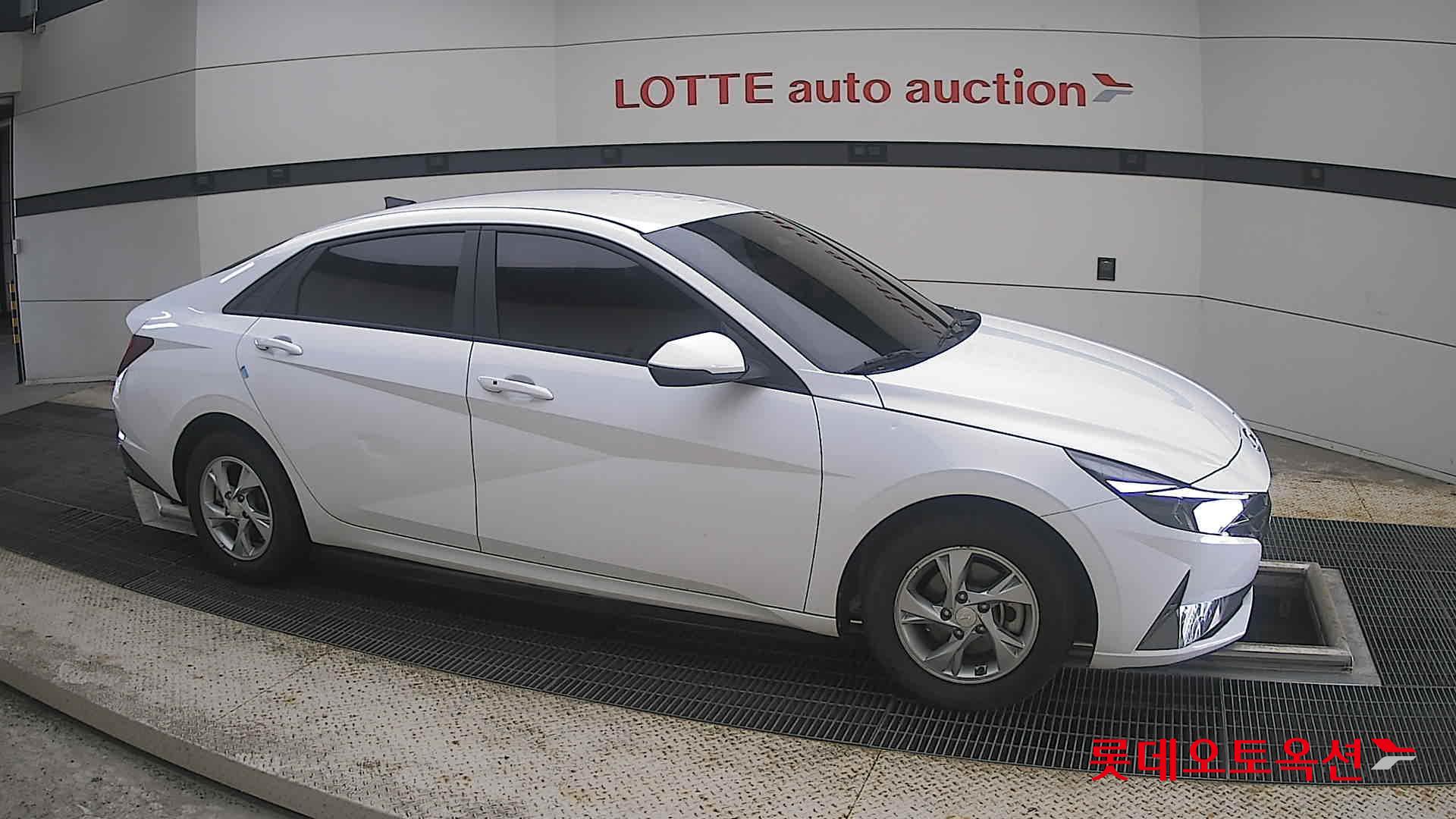 2021 - hyundai avante