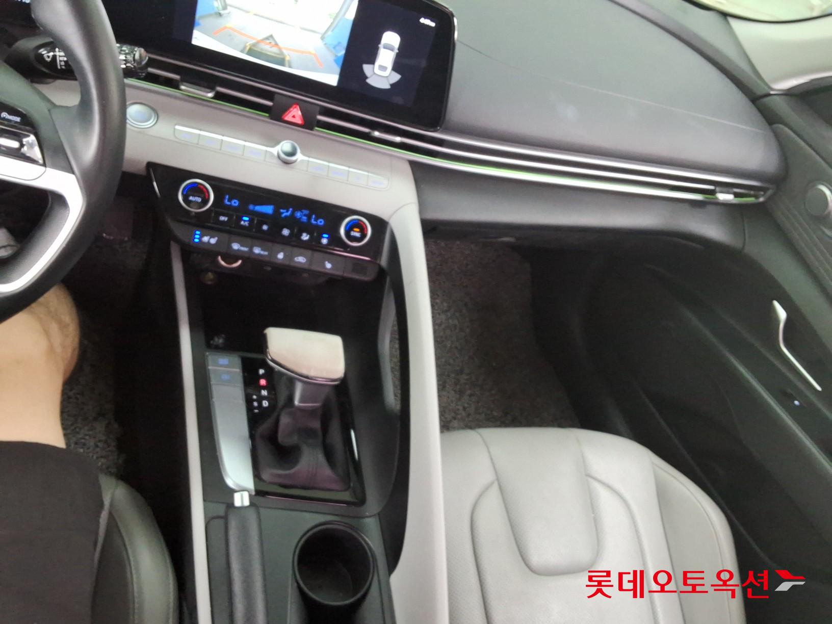 2021 - hyundai avante