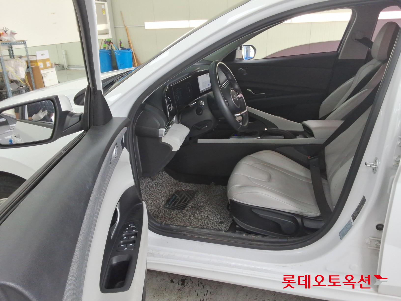2021 - hyundai avante